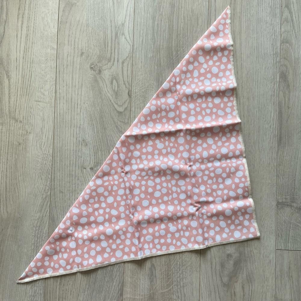 Designer Furtees Pink Polka Dot Dog Bandana Size ONE SIZE - 1 Thumbnail