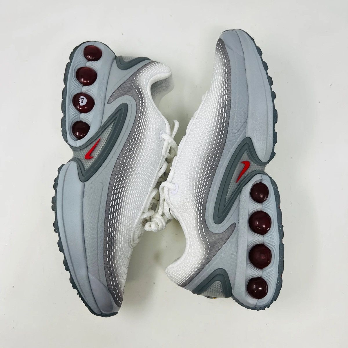 Nike Nike Air Max Dn SE Light Smoke Grey White Smoke Grey Red Size US 10 / EU 43 - 4 Thumbnail