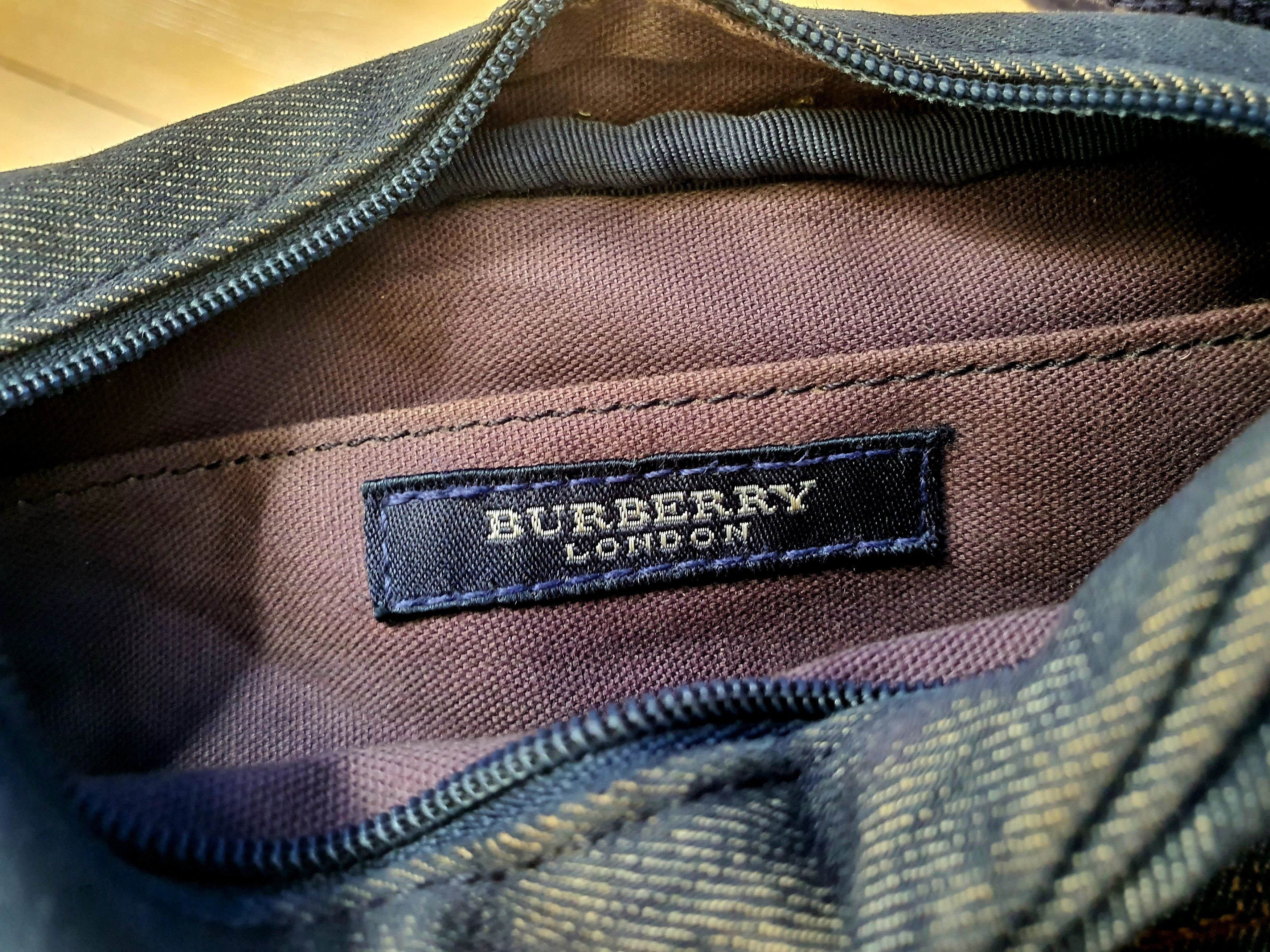 Burberry Burberry Bear Case Sling Bag Size ONE SIZE - 7 Thumbnail