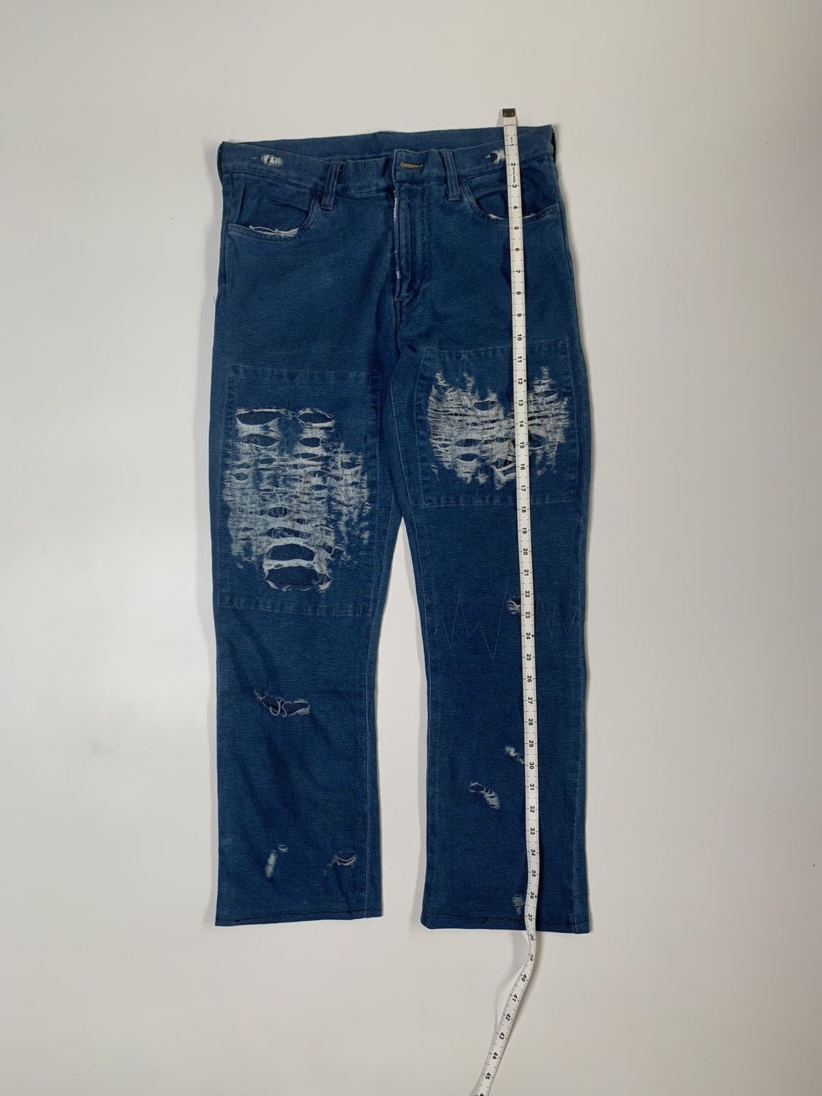 TALKING ABOUT THE ABSTRACTION Talking about the Abstracion buckle back ripped panst Size US 31 - 15 Thumbnail