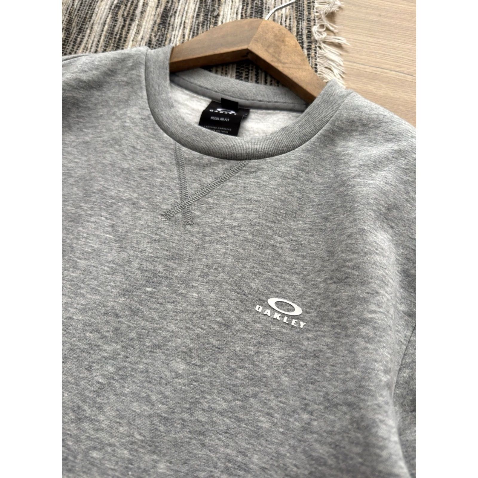 Oakley Oakley Sweatshirt Mini Logo Classic Gray Size XS-S Men Size US S / EU 44-46 / 1 - 2 Thumbnail