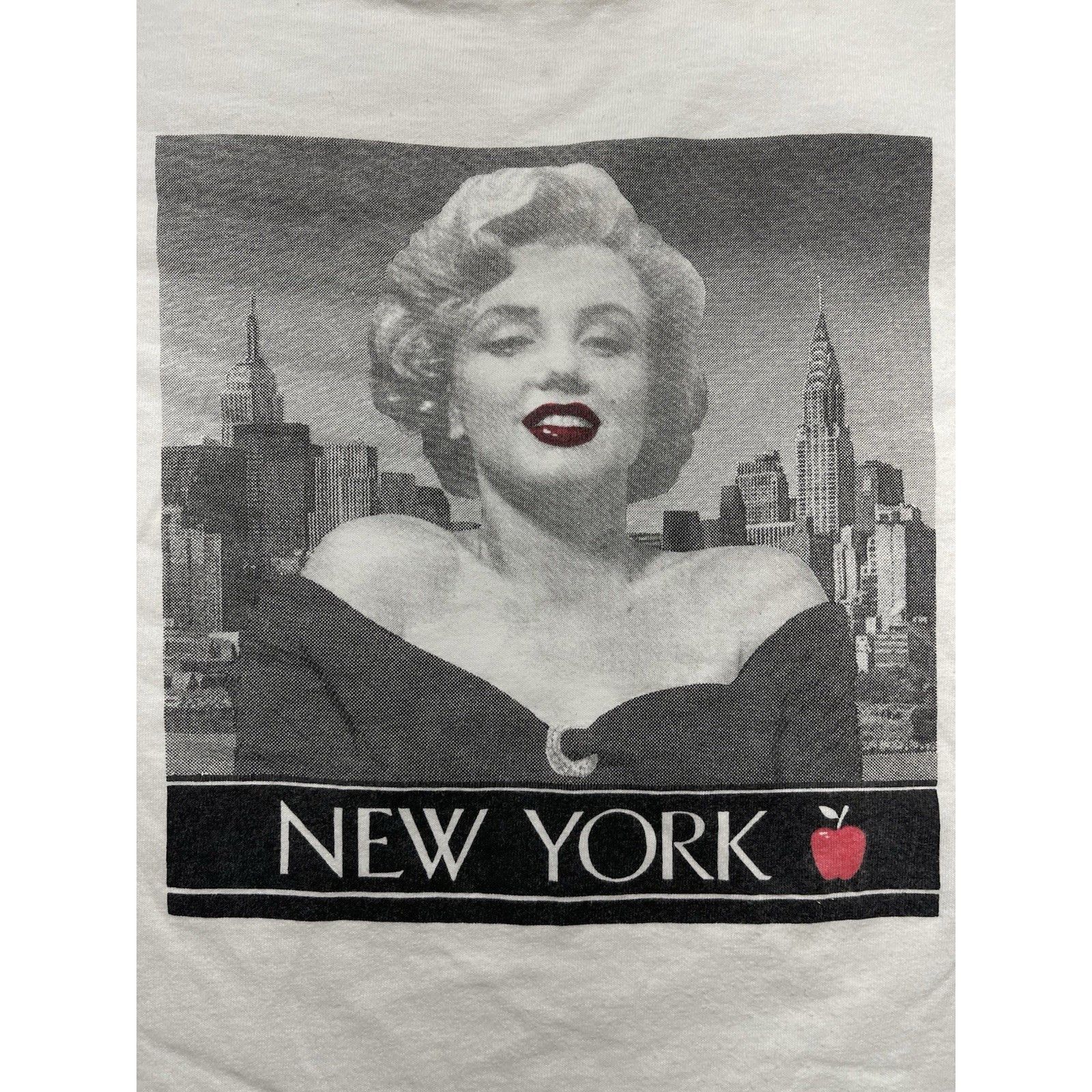 Starter VTG RARE 90s Starter Marilyn Monroe New York City T-Shirt US Size US L / EU 52-54 / 3 - 7 Thumbnail
