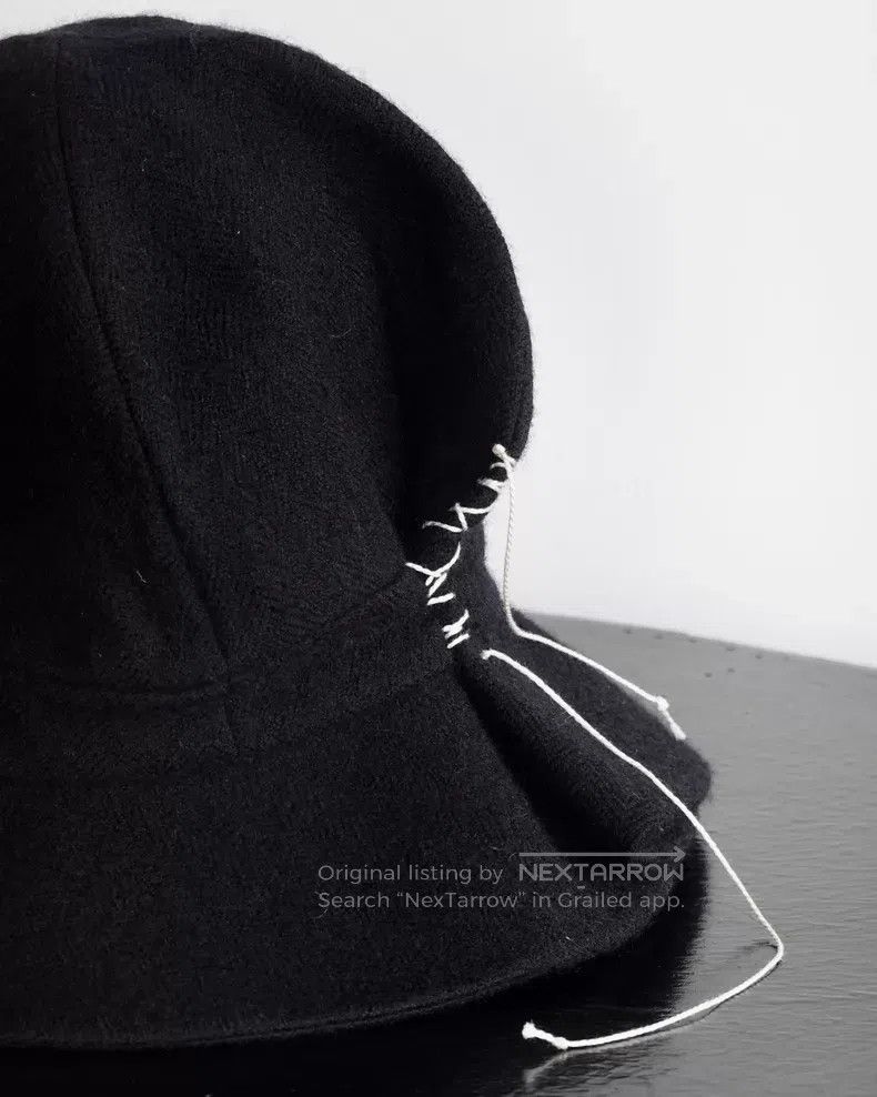 Yohji Yamamoto Yohji Yamamoto White line pleated wool hat Size ONE SIZE - 2 Thumbnail