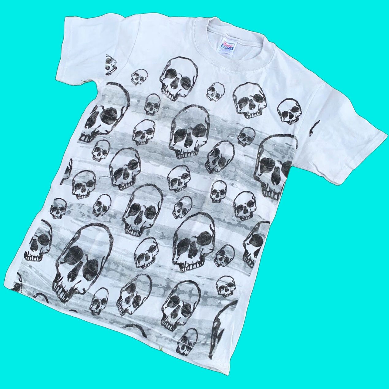 Hanes VINTAGE Mens White T-Shirt 90s Skulls Skeleton All Over Print Graphic Tee Crew Neck Short Sleeve Small Size US S / EU 44-46 / 1 - 1 Thumbnail