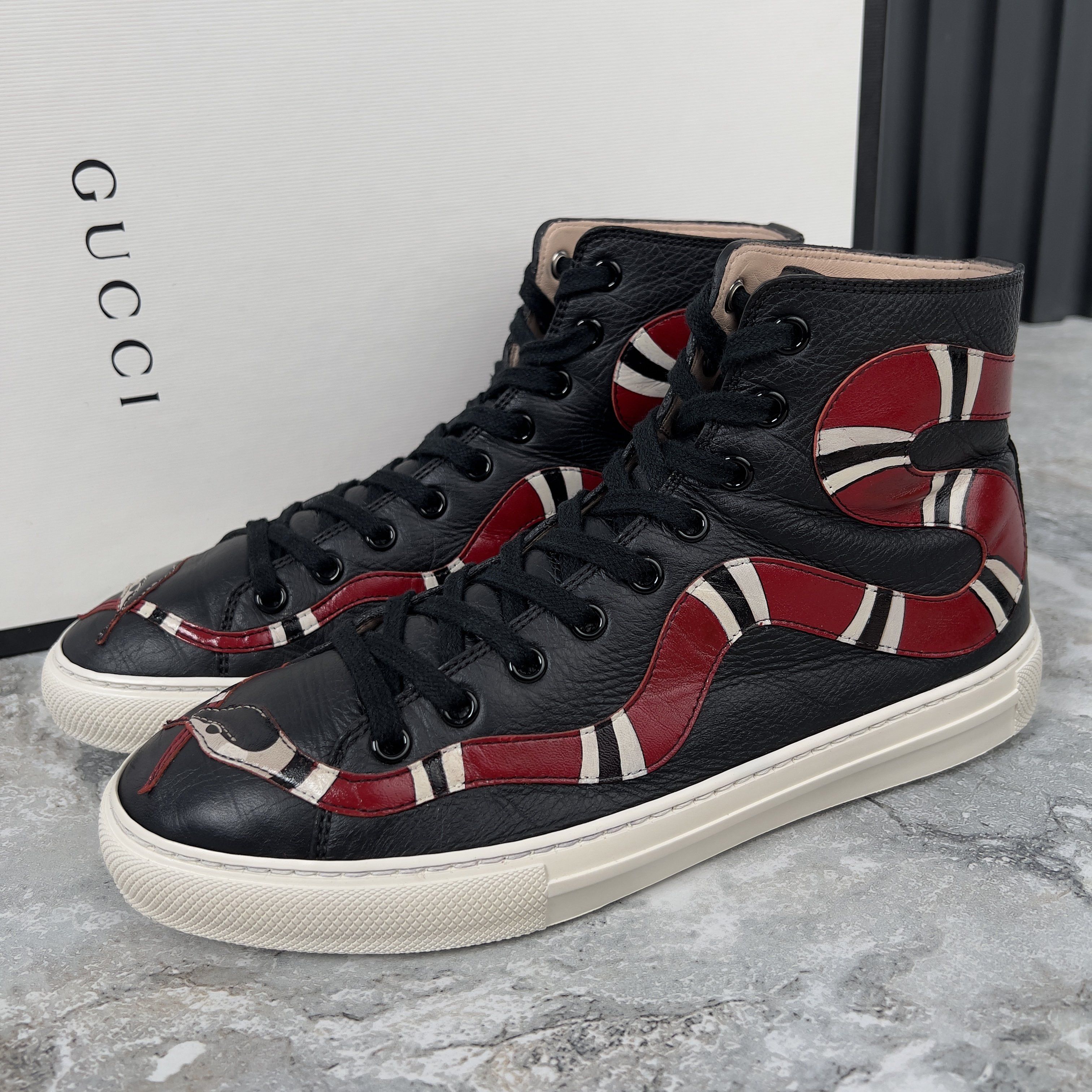 Gucci Gucci Major Snake High Top Sneakers Leather Size US 7 / IT 37 - 1 Thumbnail