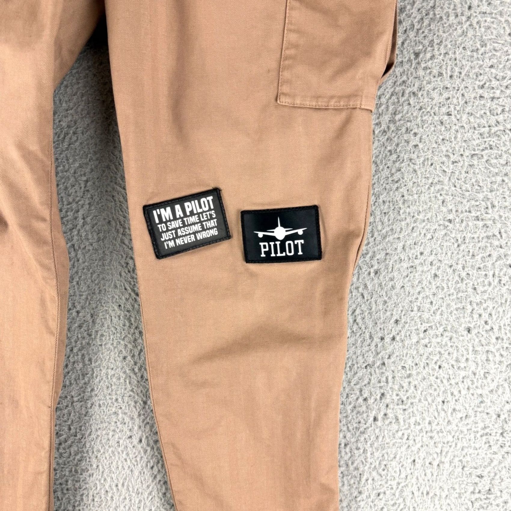 Brunello Cucinelli Brunello Cucinelli Cargo Pants Mens 50 Tan Herringbone Patched Distressed Italy Beige Cargo Pants Mens 33 Regular Tan Herringbone Distressed Italy Size US 33 - 7 Thumbnail
