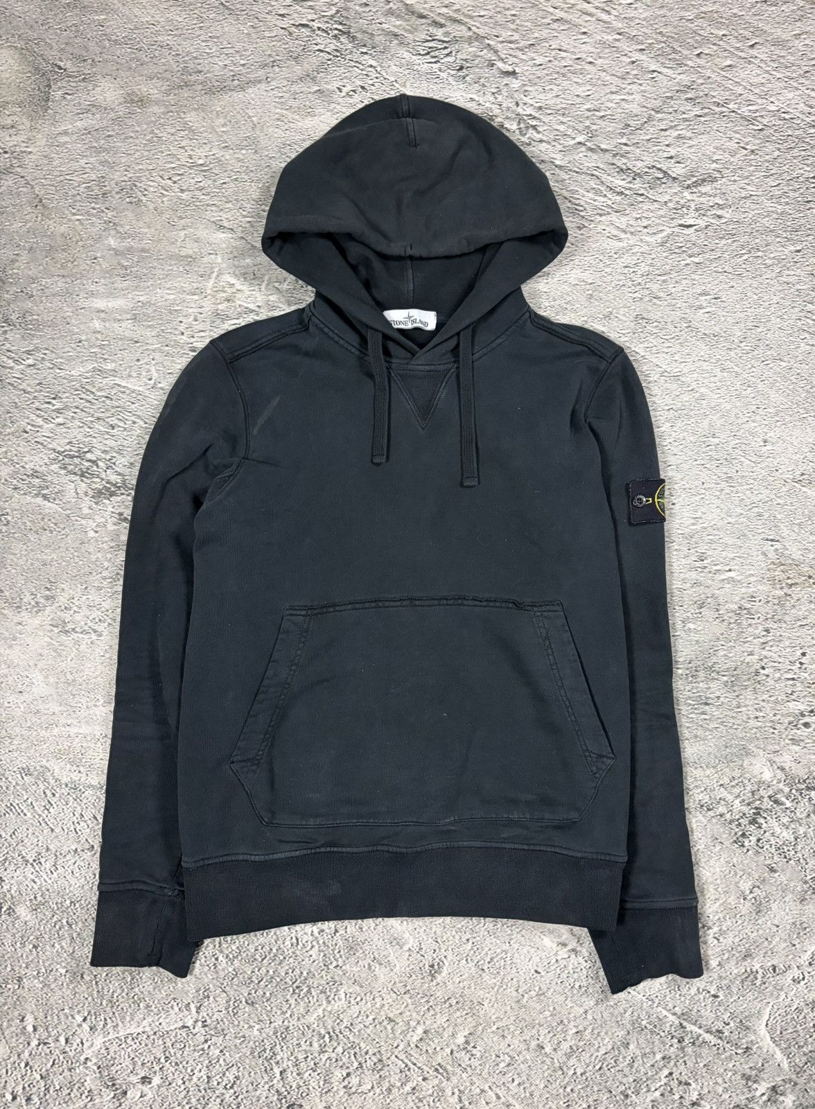 Stone Island Stone island black hoodie with badge Size US S / EU 44-46 / 1 - 1 Thumbnail