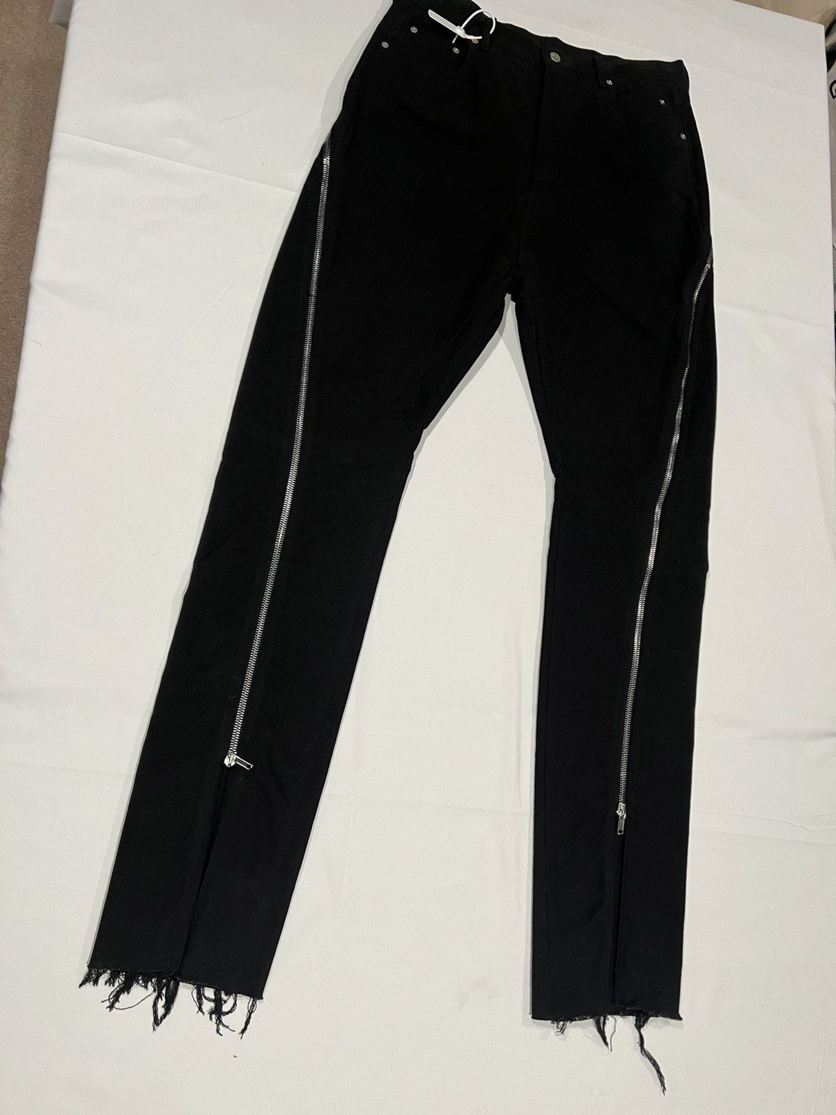 Rick Owens Rick Owens Mens 2023 Luxor jeans. 34. $1600 Size US 34 / EU 50 - 2 Thumbnail