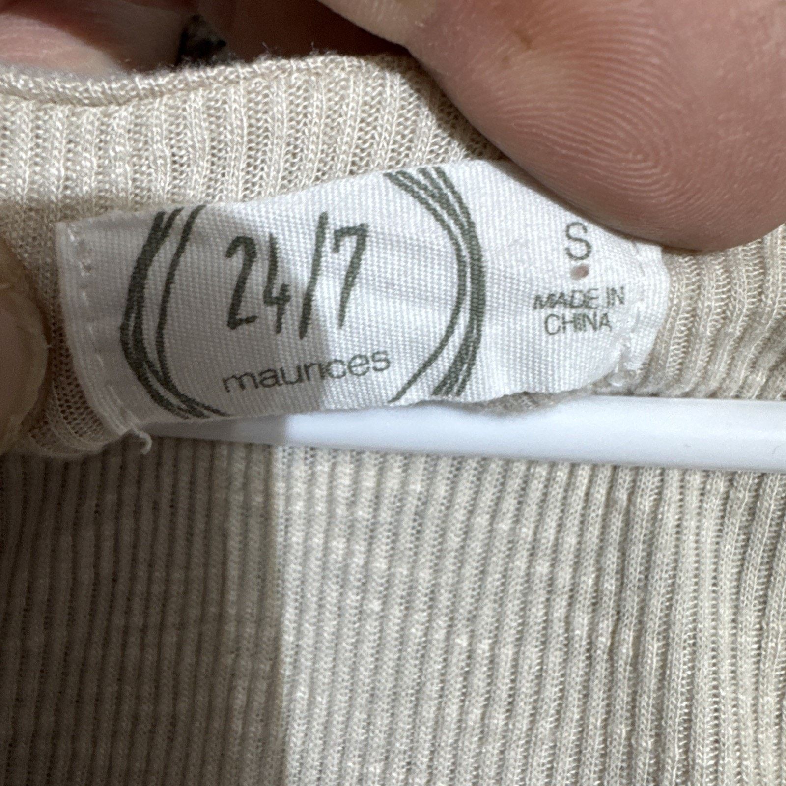 Other Maurices Tank Top Women S Chic Ribbed Knit Button Front Y2K Size S / US 4 / IT 40 - 4 Thumbnail