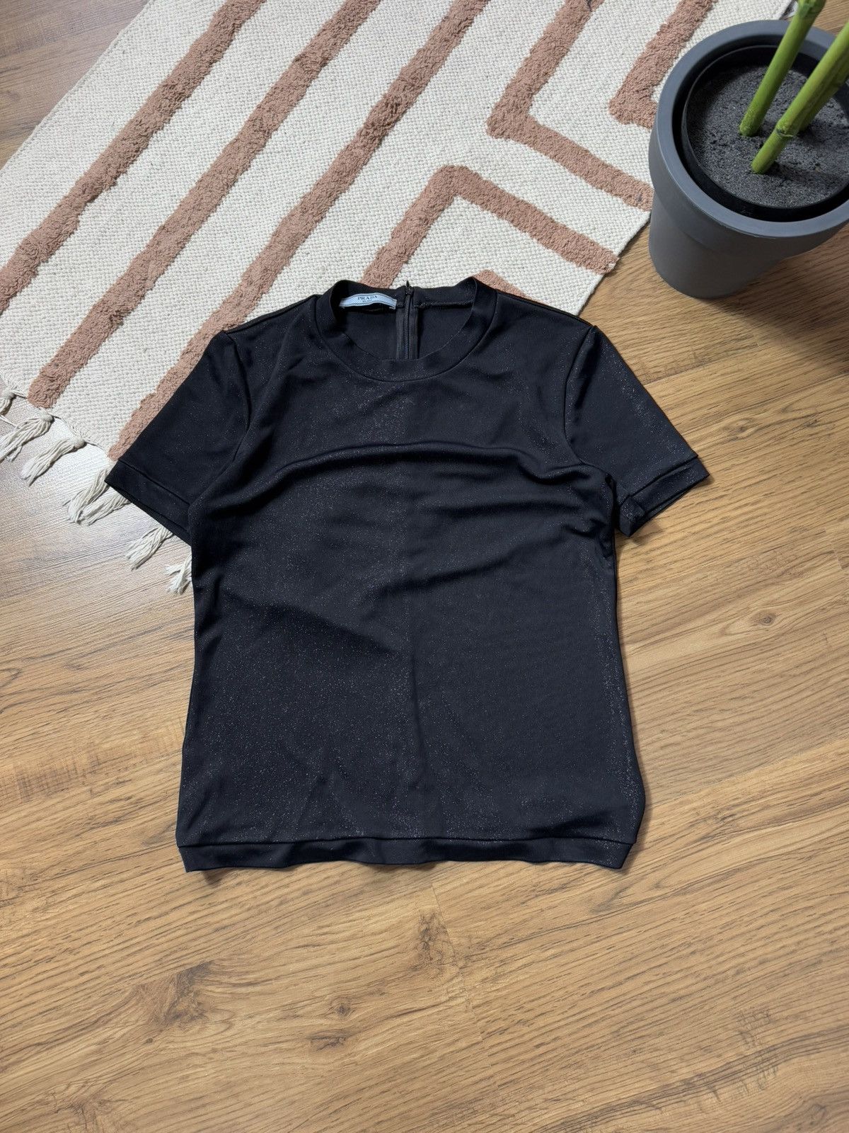 Prada VINTAGE PRADA 2000s IRIDESCENT STYLE TEE SHIRT Size M / US 6-8 / IT 42-44 - 2 Thumbnail