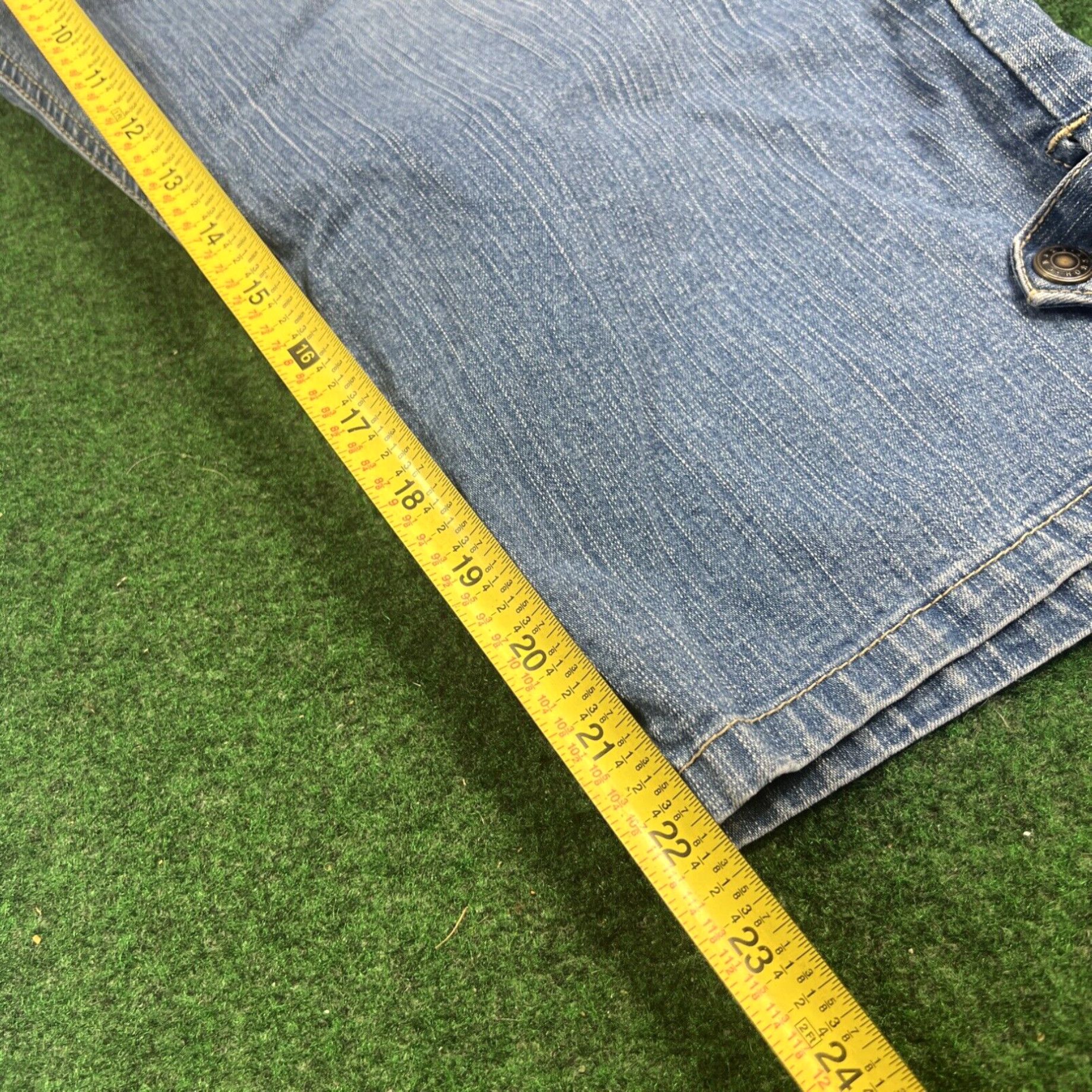 Vintage CRAZY HORSE Jeans Womens 18 Blue Denim Pants Jeans Capri Style Measures 36x22 Size 40" / US 18 - 7 Thumbnail