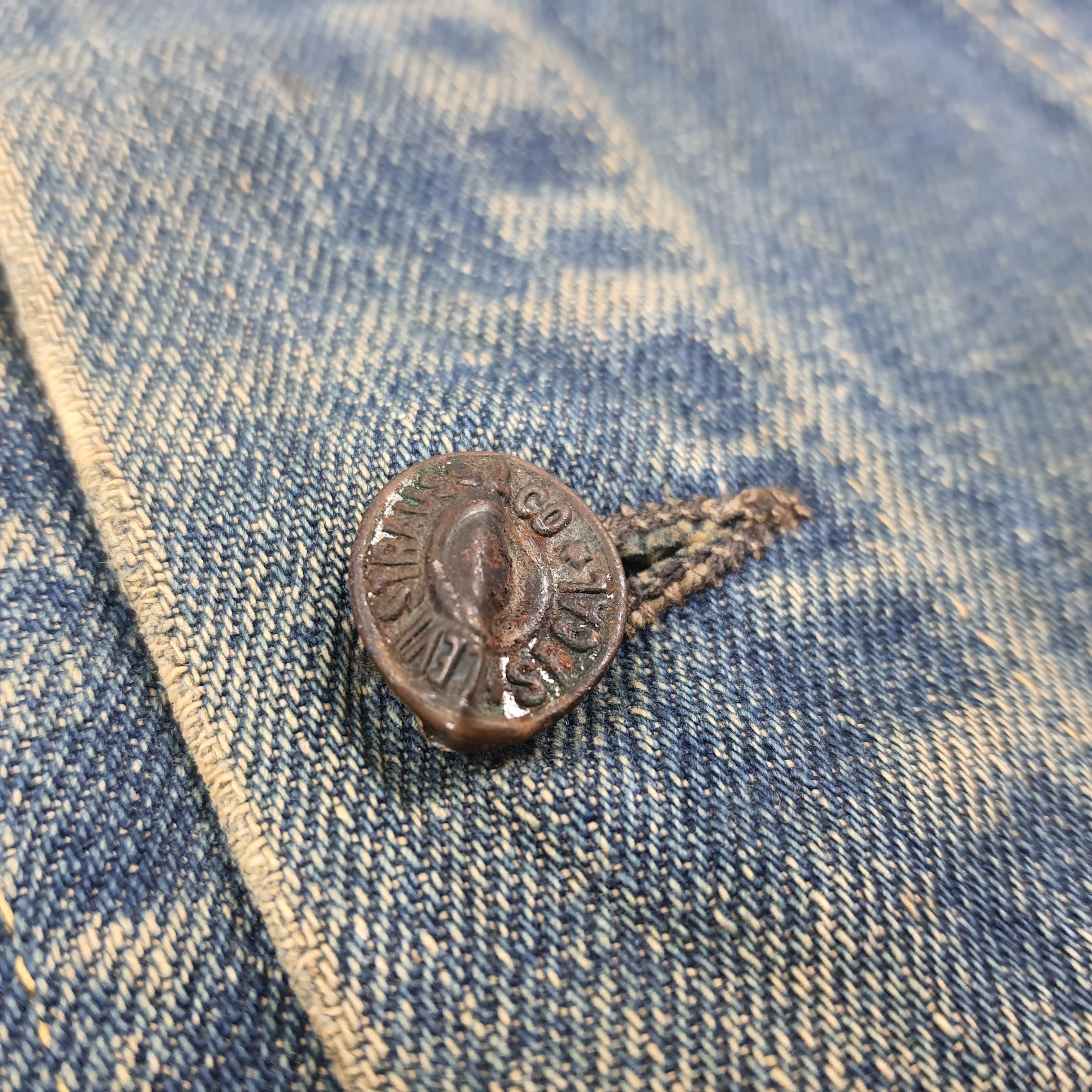 Levi's × Vintage Vintage Levi's Art Denim Vest Jacket Size US S / EU 44-46 / 1 - 9 Thumbnail