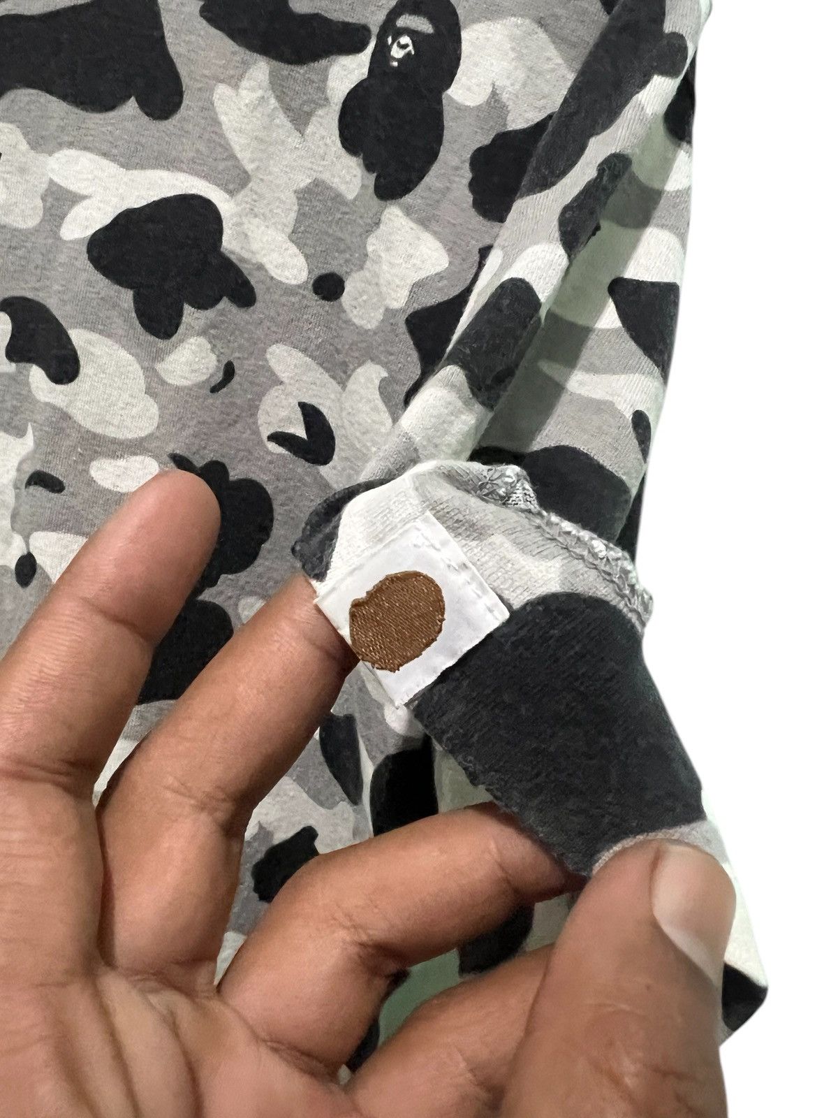 Bape BAPE 1st Camo Gray White T-shirt Size US M / EU 48-50 / 2 - 5 Thumbnail