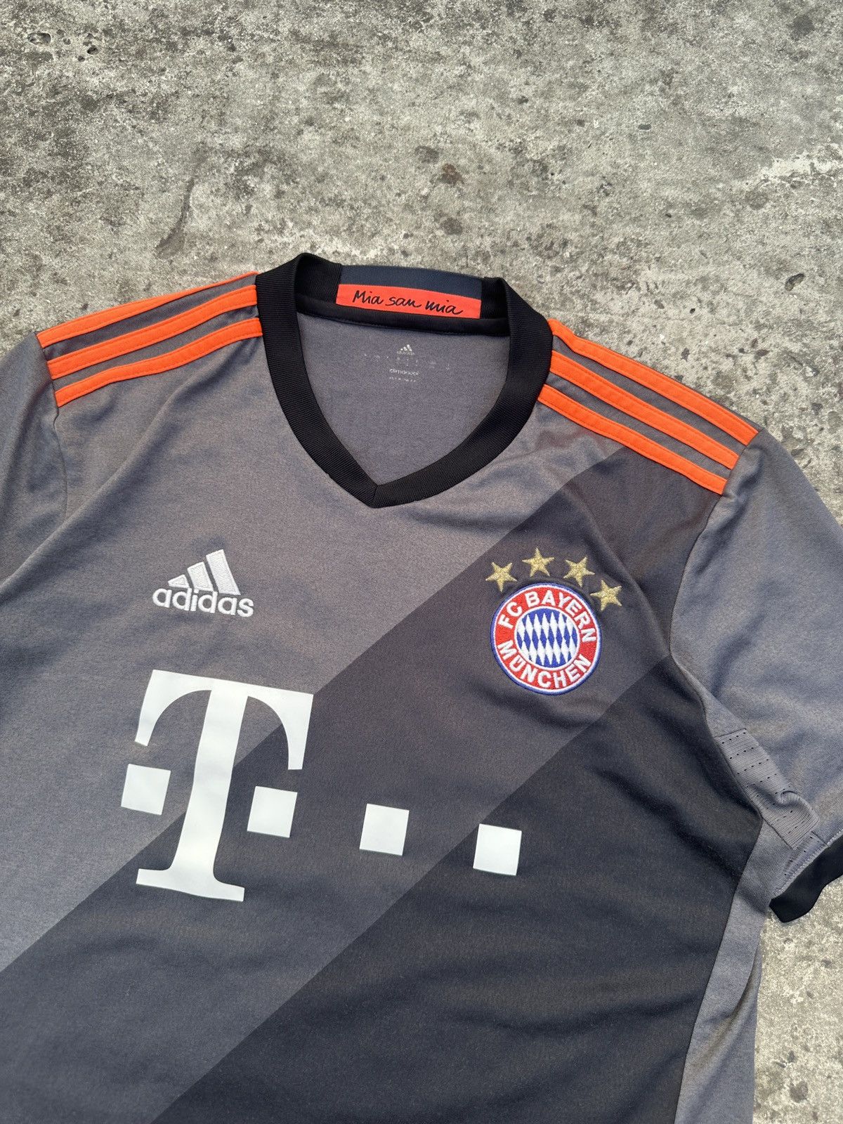 Adidas Adidas 9 Lewandowski Bayern Munich Soccer Jersey Blokecore Size US S / EU 44-46 / 1 - 4 Thumbnail