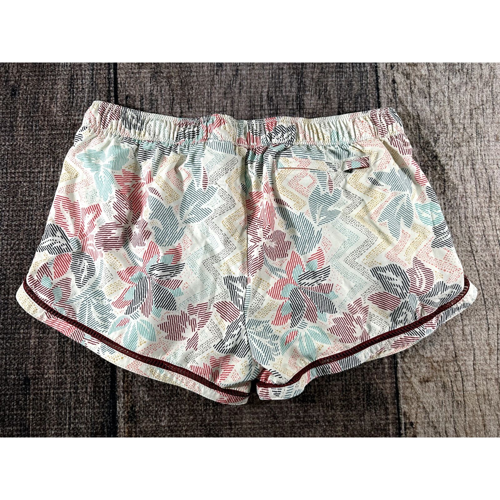 Prana Prana Womens Size Large Drawstring Eyelet Lace Trim Shorts Size 34" / US 12 / IT 48 - 4 Thumbnail