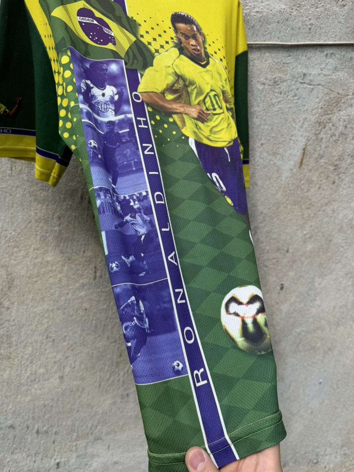 Vintage Ronaldinho Brazil Soccer Jersey AOP Ronaldo y2k blokecore Size US L / EU 52-54 / 3 - 11 Thumbnail