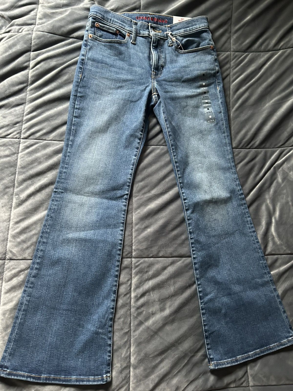 Lucky Brand Lucky brand mid rise flare Size 28" / US 6 / IT 42 - 1 Thumbnail