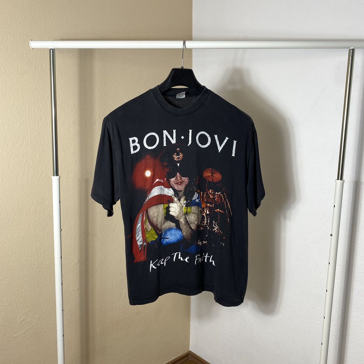 Bon Jovi Vintage 90s T-Shirt Bon Jovi Keep The Faith Size US L / EU 52-54 / 3 - 1 Thumbnail