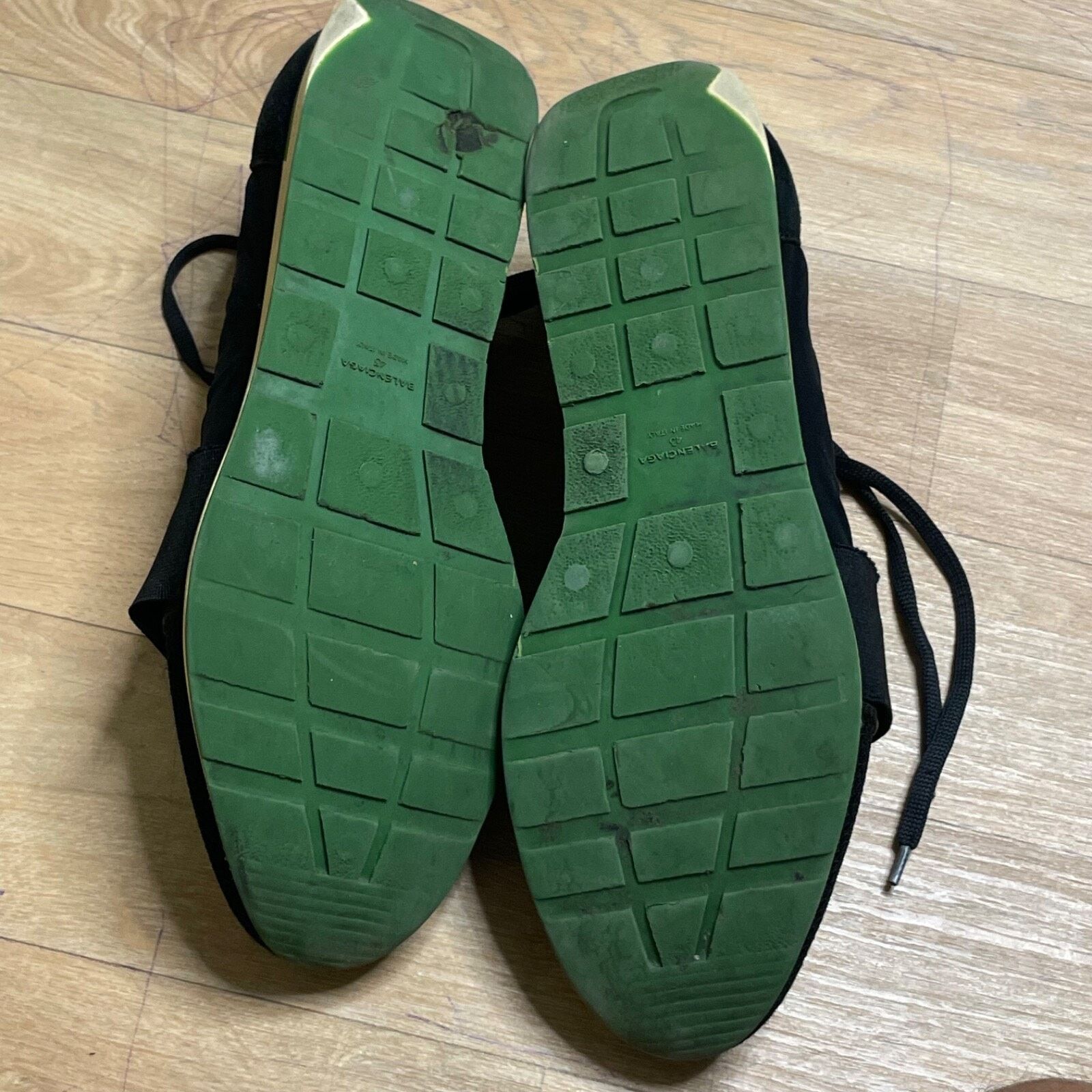 Balenciaga BALENCIAGA RUNNER Sneakers TRAINERS SHOES Black Leather Men Size US 10 / EU 43 - 7 Thumbnail