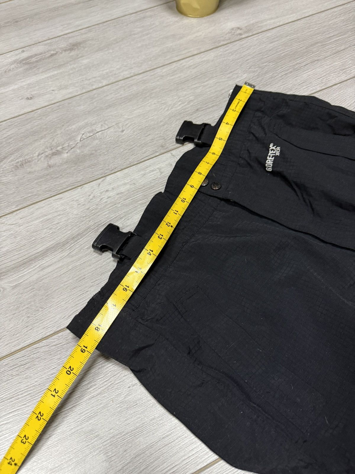 The North Face The North Face Gore Tex vintage ski snow pants vintage zip Size US 36 / EU 52 - 12 Thumbnail