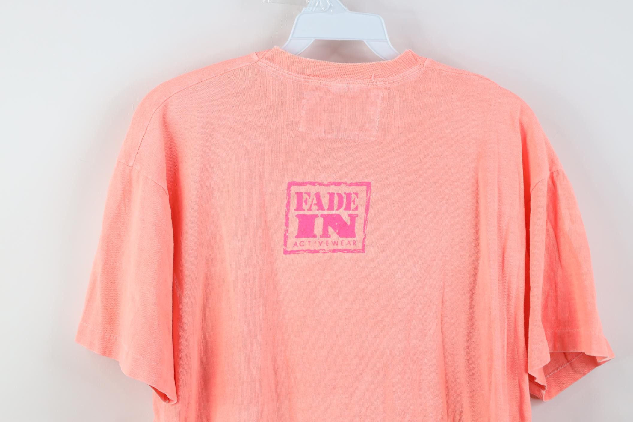 Vintage Vintage 80s Natives Surf Surfing Volleyball T-Shirt USA Size US L / EU 52-54 / 3 - 14 Thumbnail
