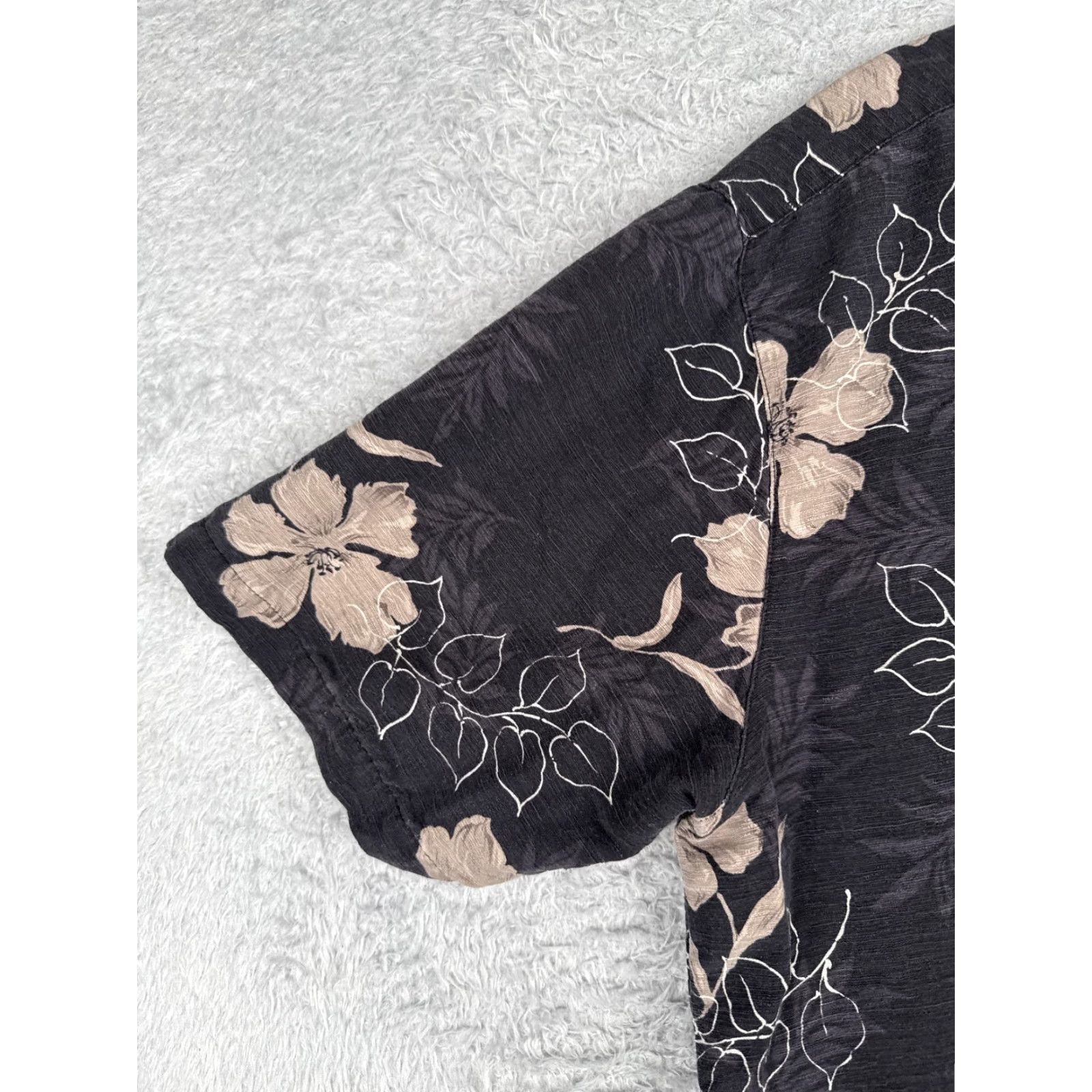 Vintage Batik Bay Shirt Men Large Black Beige Floral Leaf Button-Up Silk Size US L / EU 52-54 / 3 - 3 Thumbnail