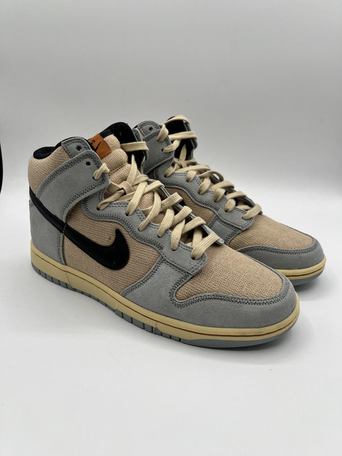 Nike Nike Men's Dunk High SE Hemp Hoops FJ4191-200 New No Box Size US 9 / EU 42 - 1 Thumbnail