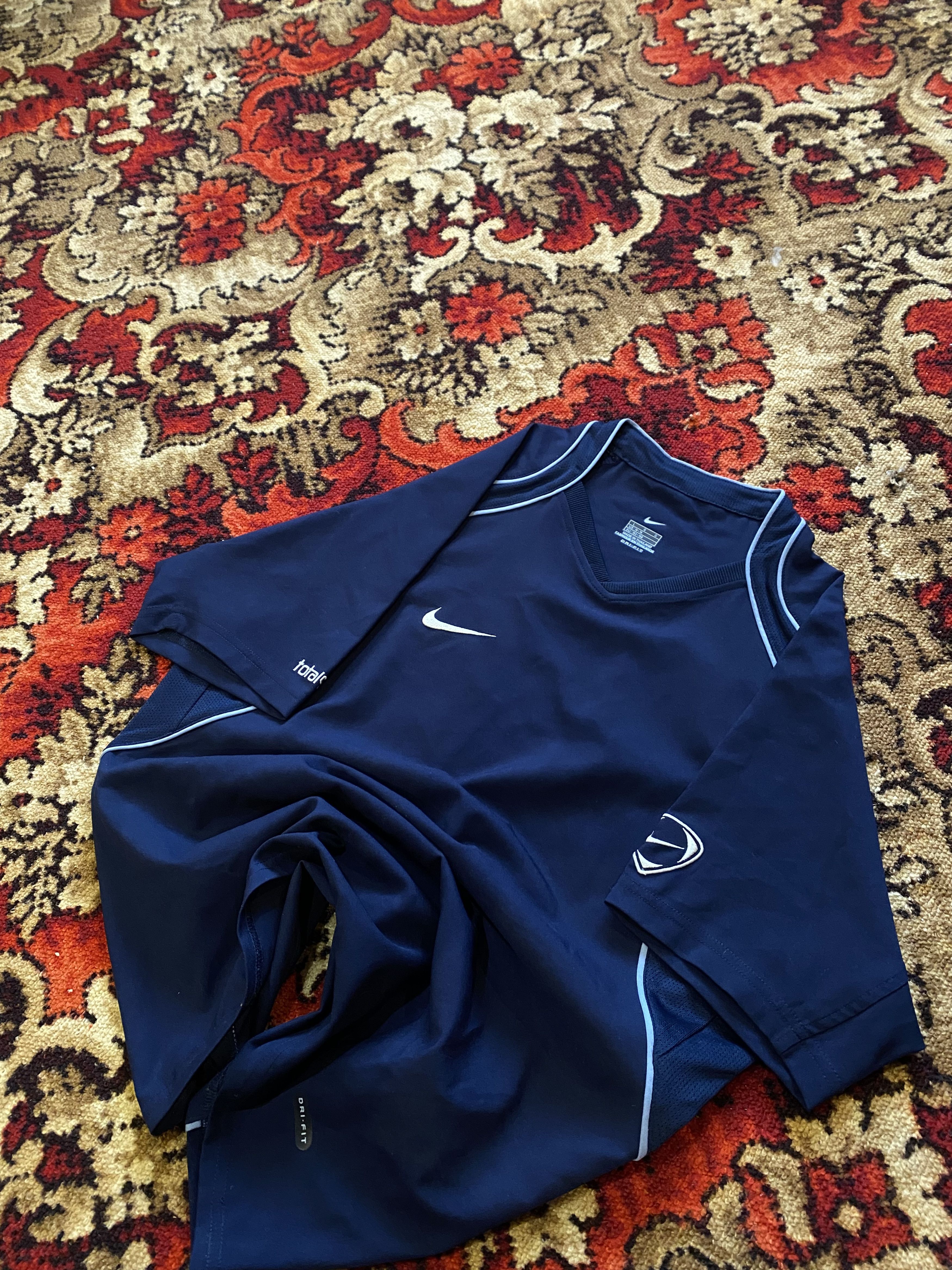 Nike Nike x total90 x sportswear Size US L / EU 52-54 / 3 - 1 Thumbnail