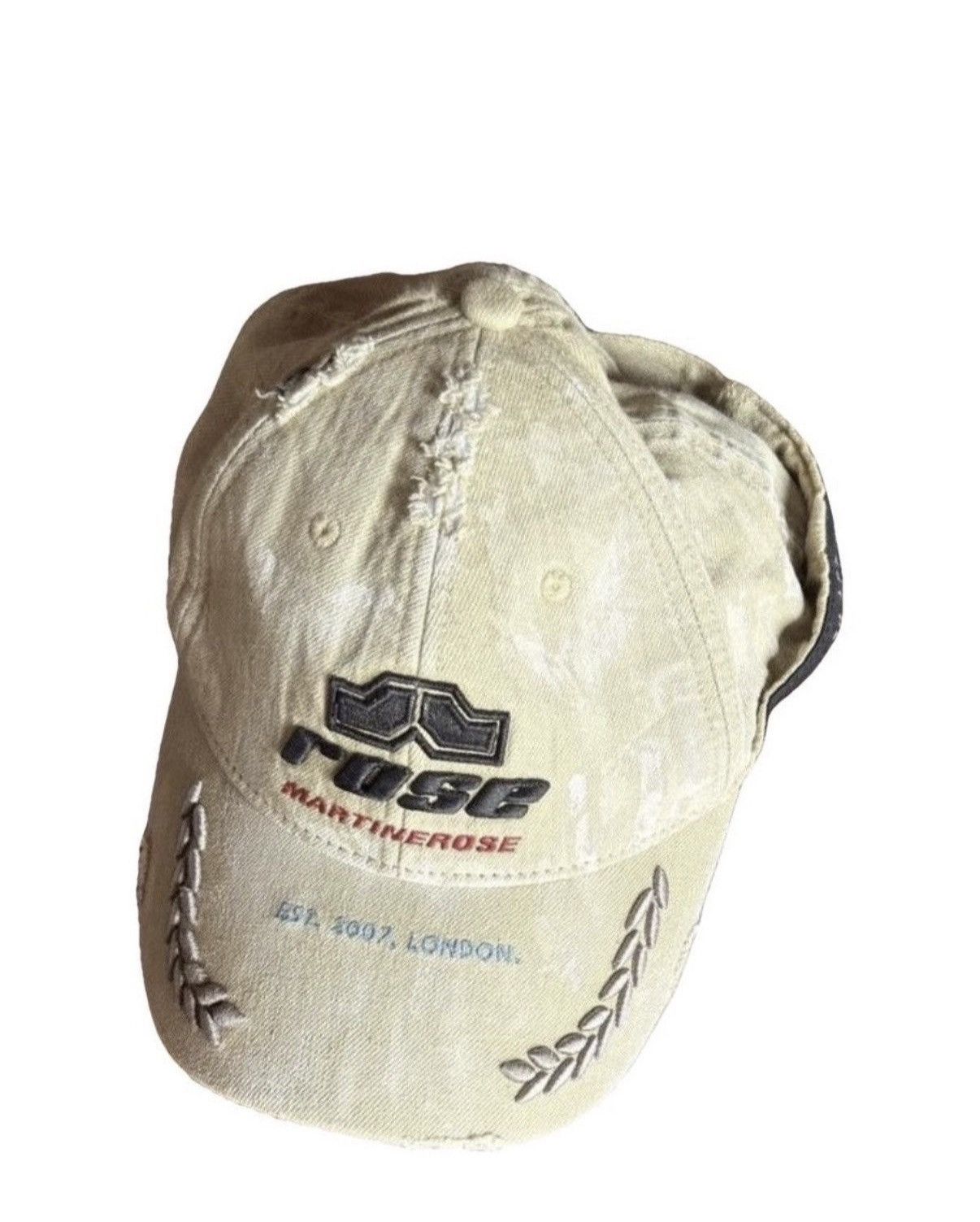 Martine Rose New AW24 Martine Rose Distressed Roll Back Cap Paint Hat 90s Size ONE SIZE - 1 Thumbnail