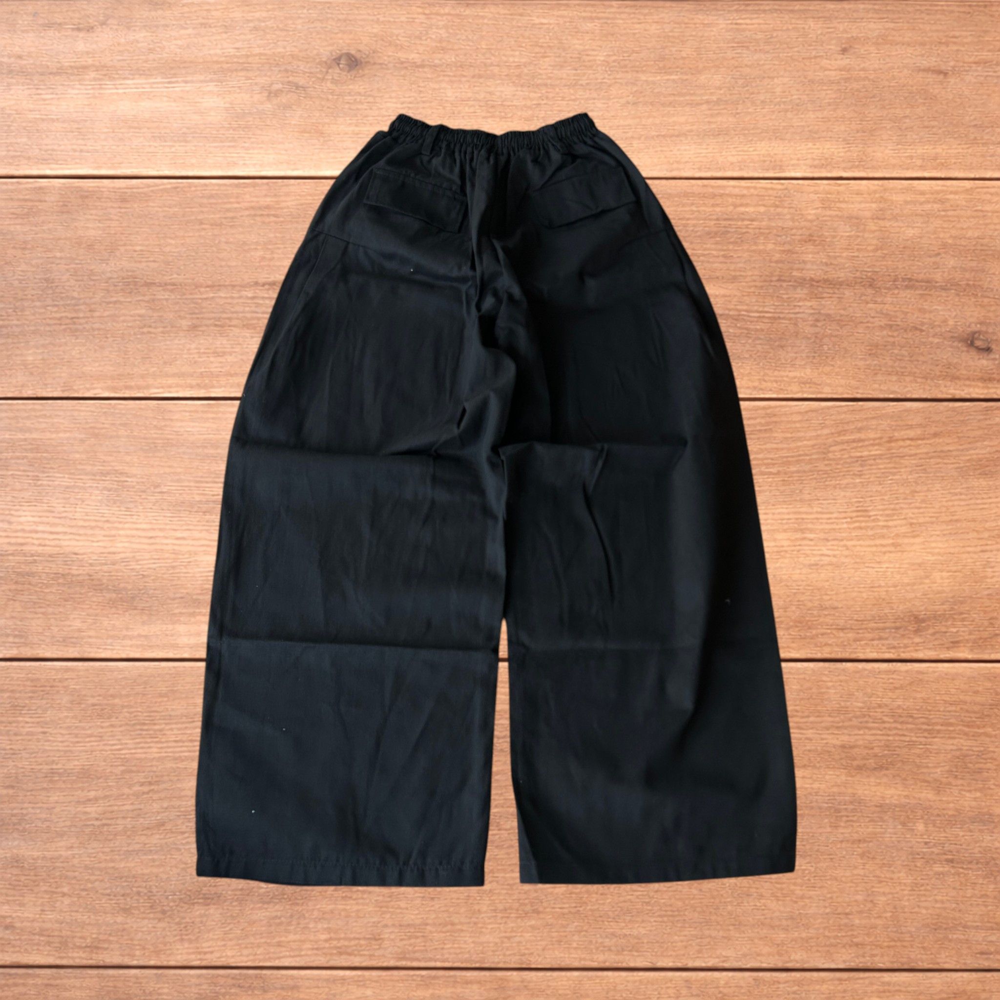 Japanese Brand Incredible super baggy wide leg workwear trousers in black. Size US 34 / EU 50 - 2 Thumbnail
