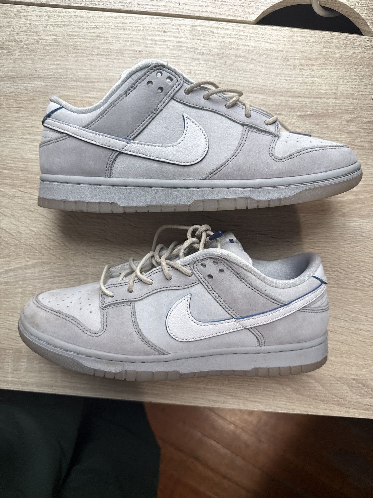 Nike Wolf Grey Pure Platinum Nike Dunk Low Size US 8.5 / EU 41-42 - 1 Thumbnail
