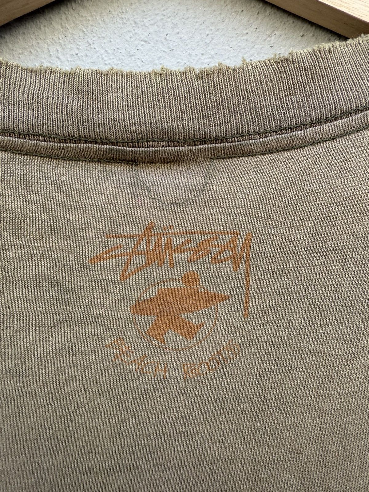 Stussy × Vintage Vintage RARE Distress 1980s Stüssy "Beach Roots" OG Logo Tee Size US L / EU 52-54 / 3 - 12 Thumbnail