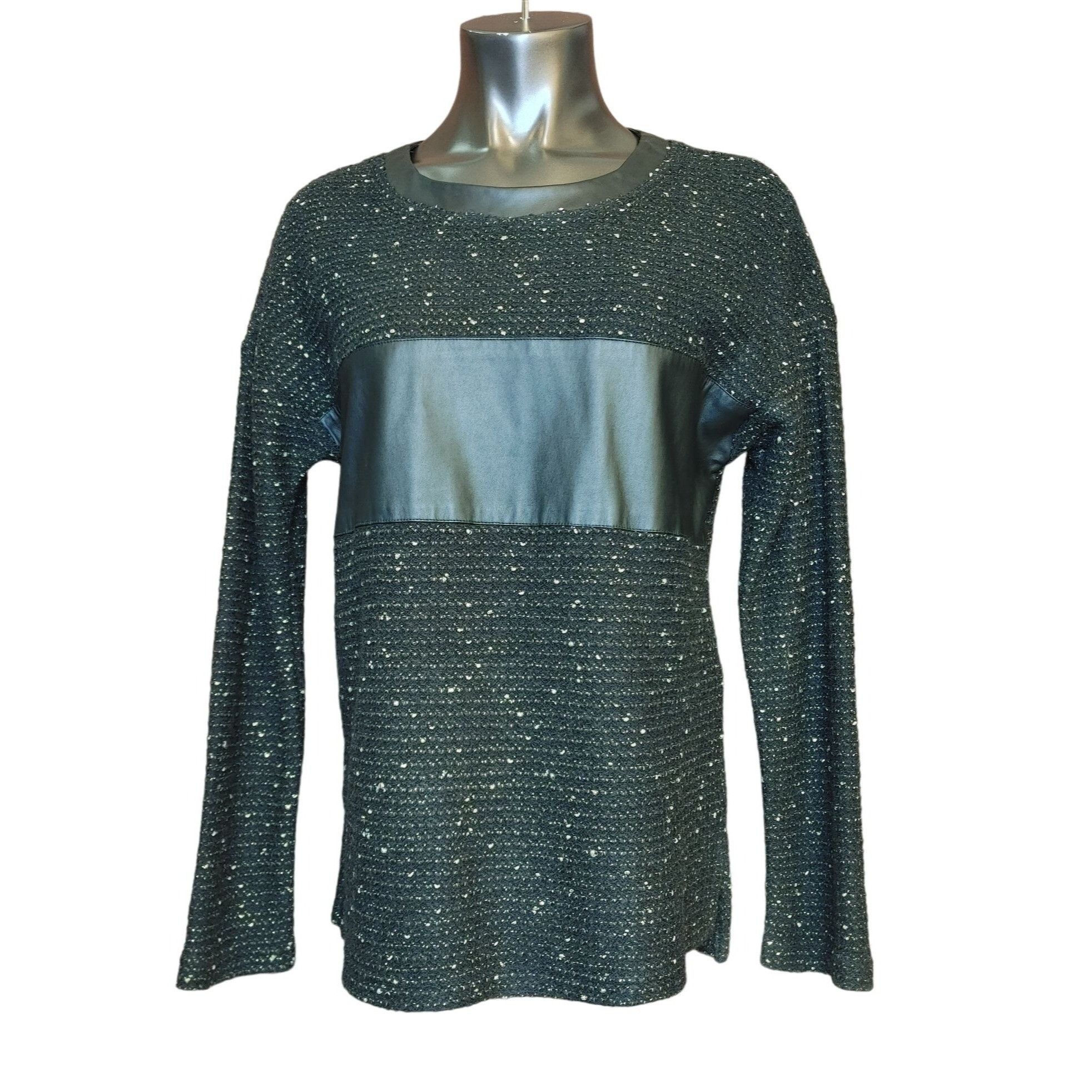 Other Kut from the Kloth Long Sleeve Black Top Size M Size M / US 6-8 / IT 42-44 - 1 Thumbnail
