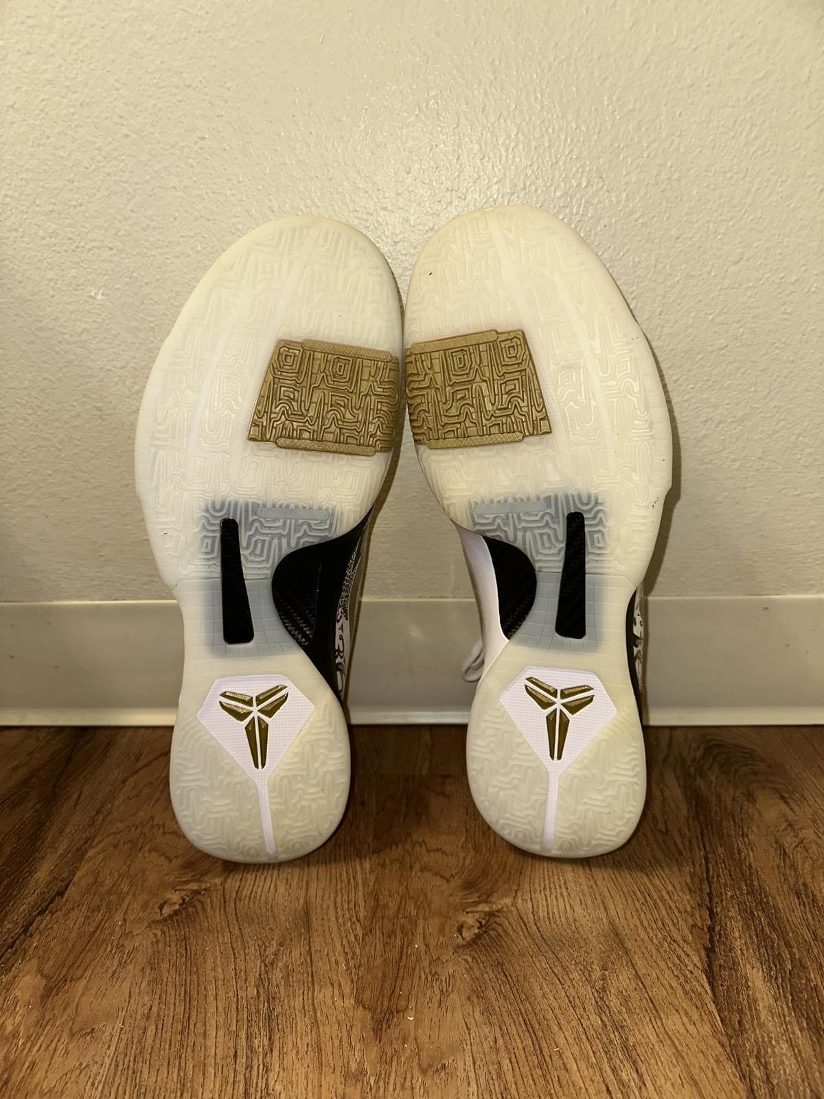 Nike Nike Kobe 5 Parade/Big Stage Size US 15 / EU 48 - 9 Thumbnail