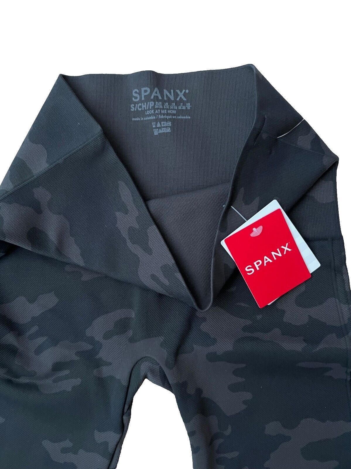 Spanx Spanx 20344R Ecocare Seamless Legging Black Camo ( S ) Size 28" / US 6 / IT 42 - 3 Thumbnail