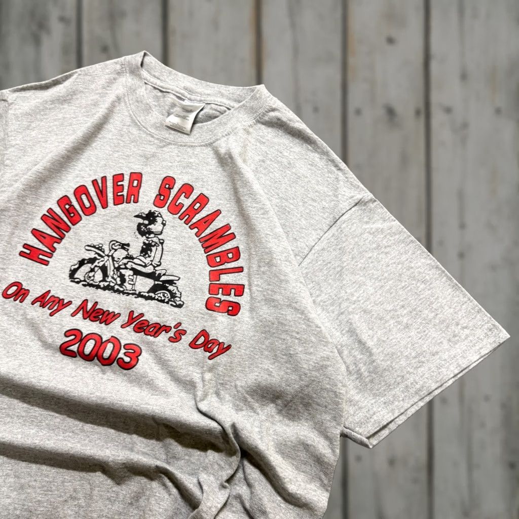 Vintage VINTAGE Hangover Scramble T-shirt Mens L Grey Y2K 90s Gildan Ultra Blend Shirt Men's Large Grey 90s Vintage Scramble T-shirt Mens L Grey Size US L / EU 52-54 / 3 - 1 Thumbnail