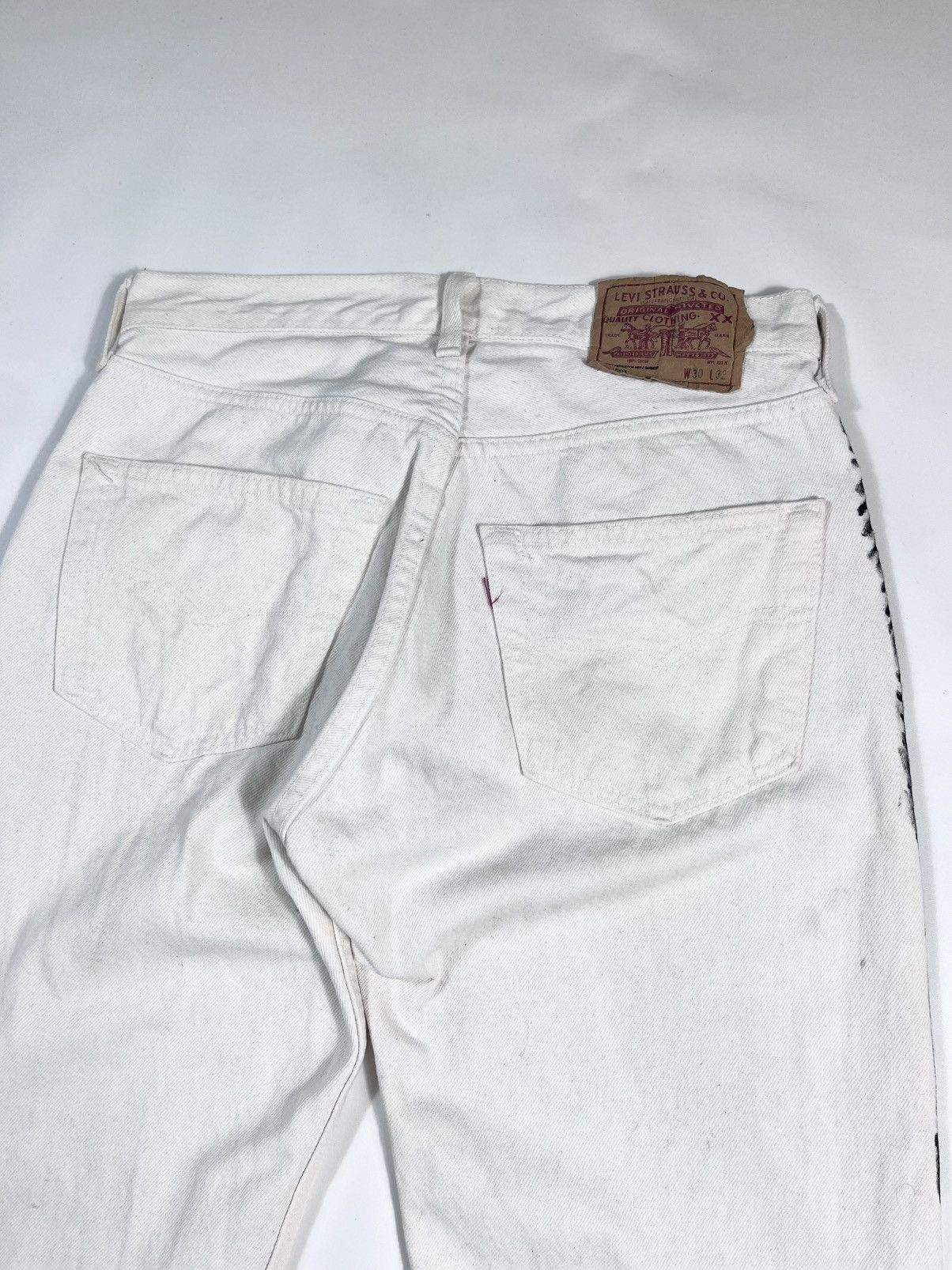 Levi's Vintage Clothing 90's VINTAGE LEVI's 501 DOODLE PAINTER Size US 30 / EU 46 - 4 Thumbnail