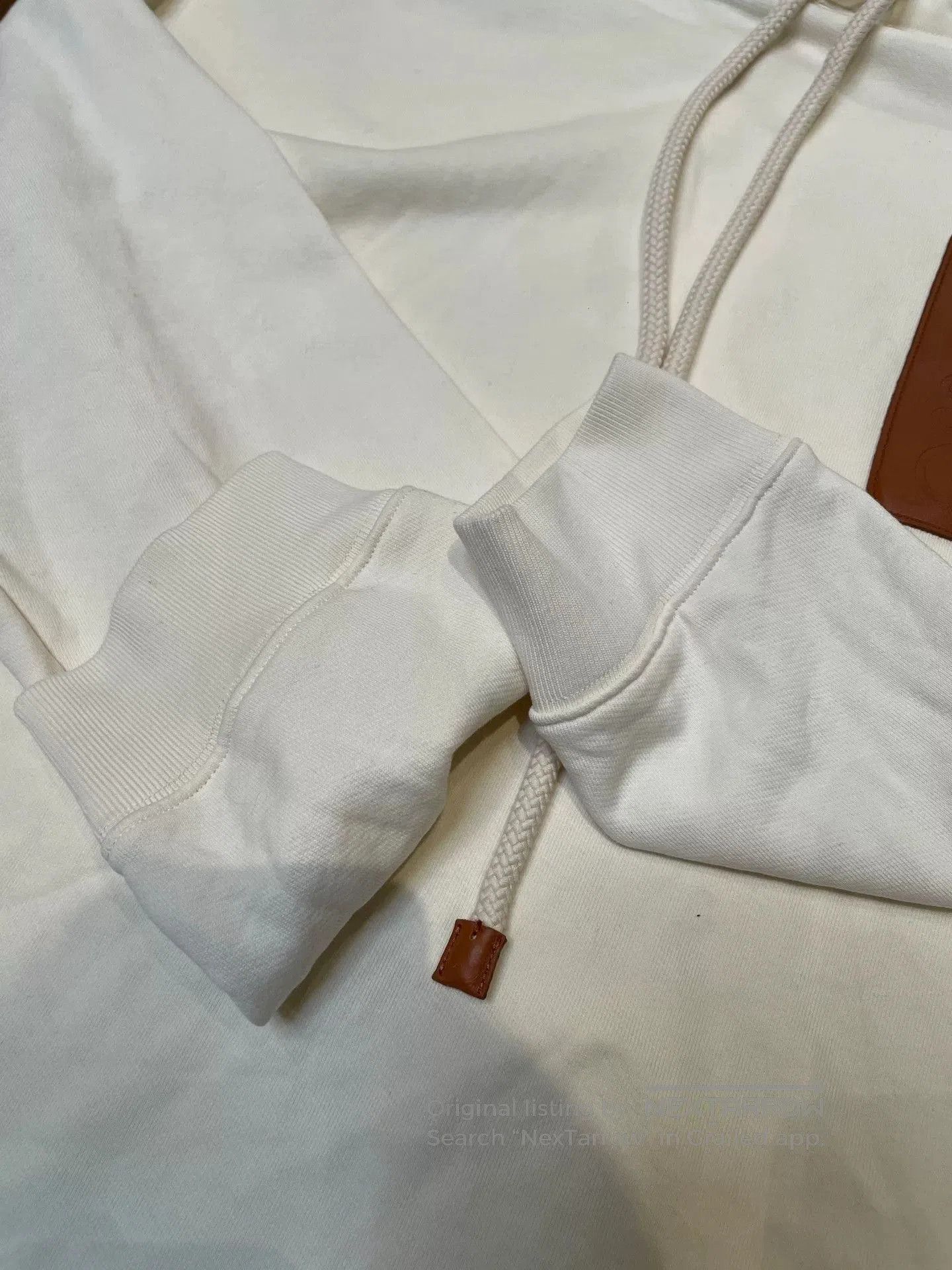 Loewe beige classic leather logo hooded sweatshirt. Size US L / EU 52-54 / 3 - 3 Thumbnail