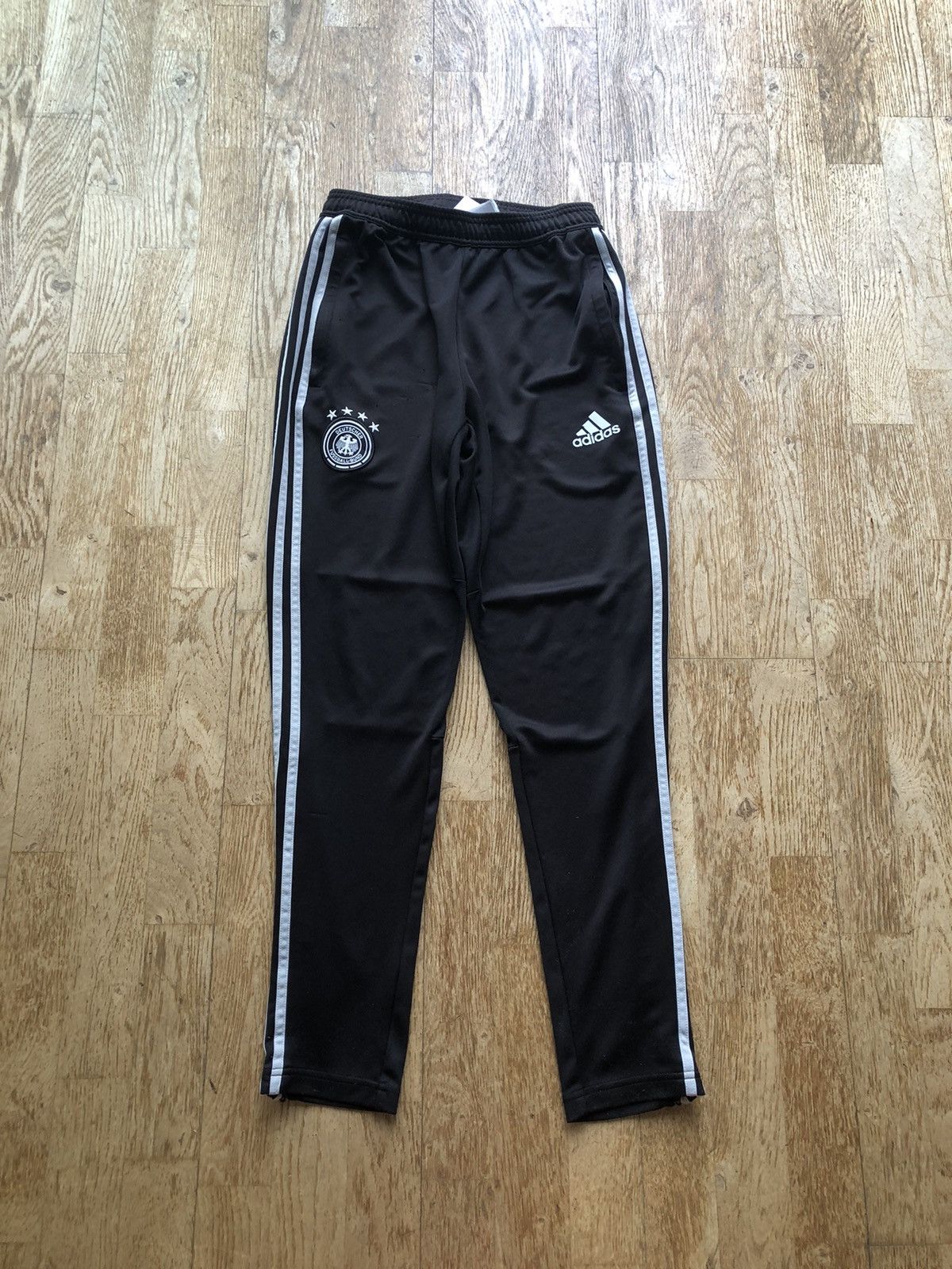 Adidas ADIDAS GERMANY FOOTBALL SPORT SOCCER SWEATPANTS JOGGERS Size US 28 / EU 44 - 1 Thumbnail