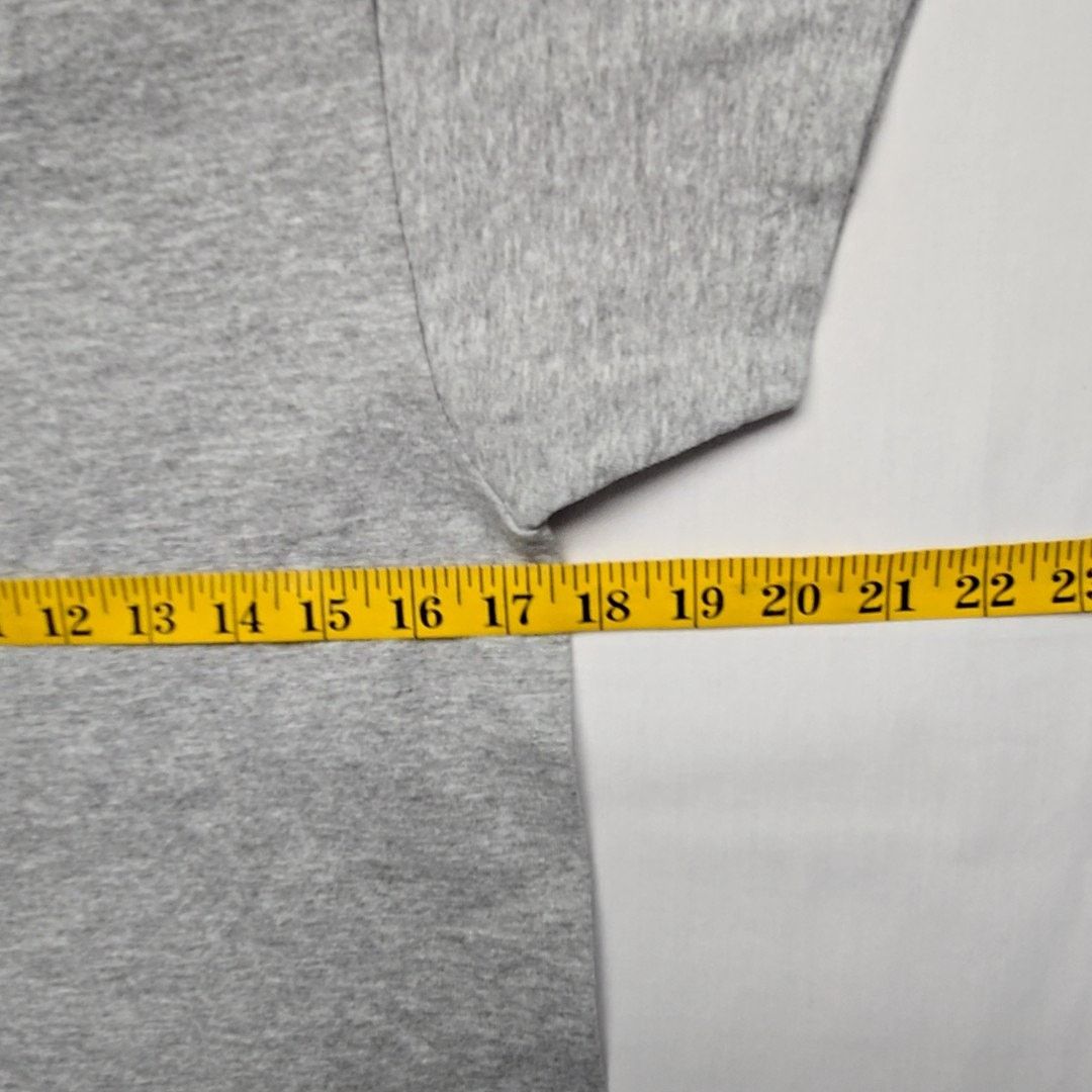 Anvil Vintage Eureka Montana Graphic Gray V-Neck Small T-Shirt 90s Size S / US 4 / IT 40 - 5 Thumbnail