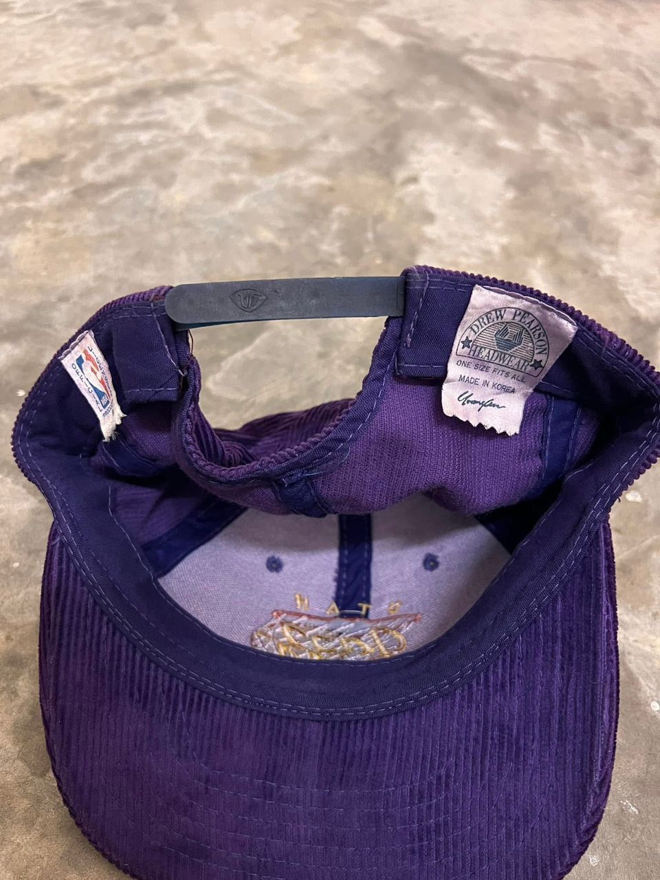 NBA Vintage Utah Jazz Corduroy Snap Back Size ONE SIZE - 4 Thumbnail