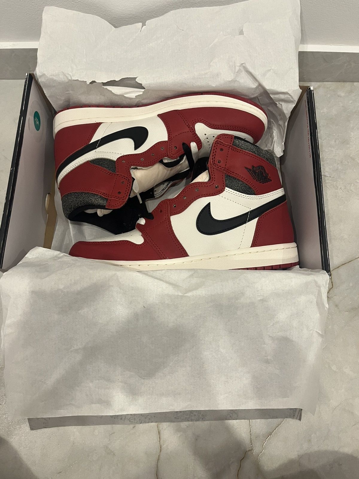 Nike Nike Air Jordan Chicago Size US 8.5 / EU 41-42 - 6 Thumbnail