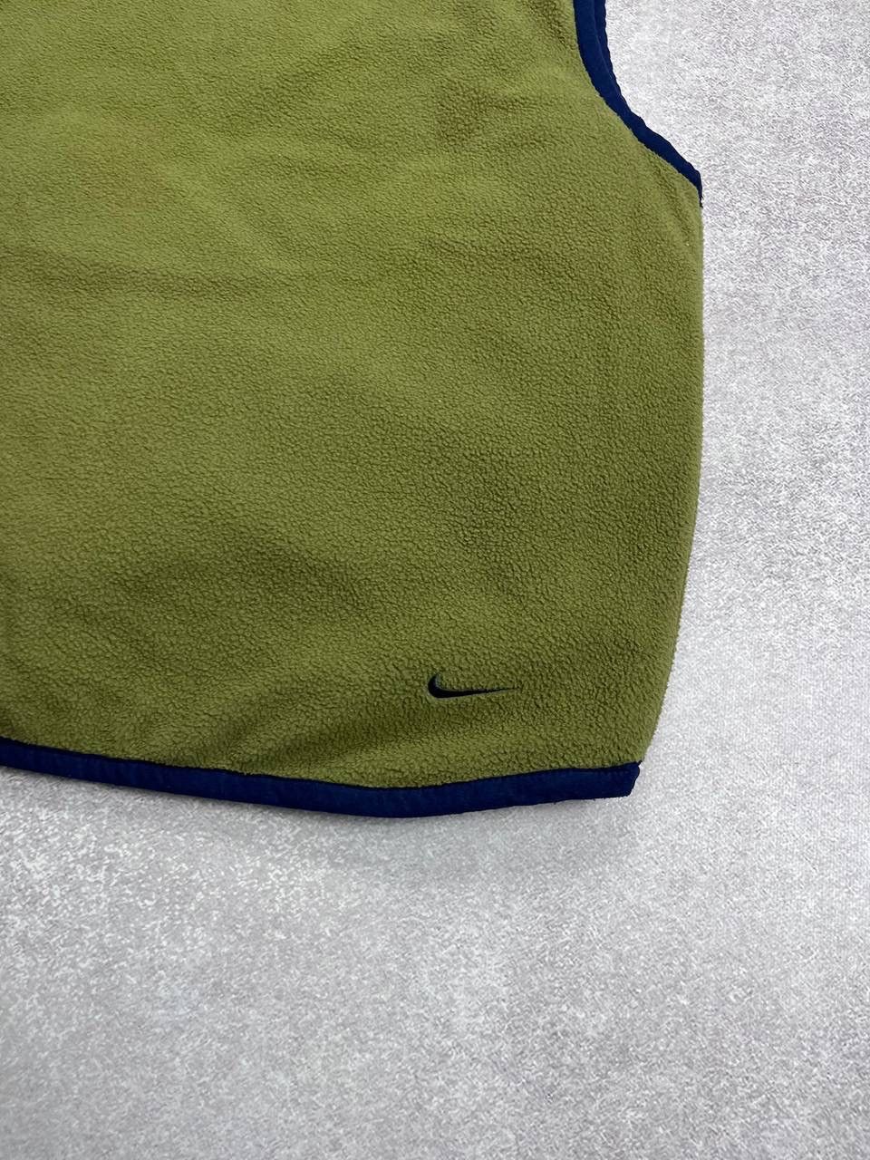 Nike Vintage Nike Swoosh Fleece Nylon Recersible Vest M Size US M / EU 48-50 / 2 - 8 Thumbnail