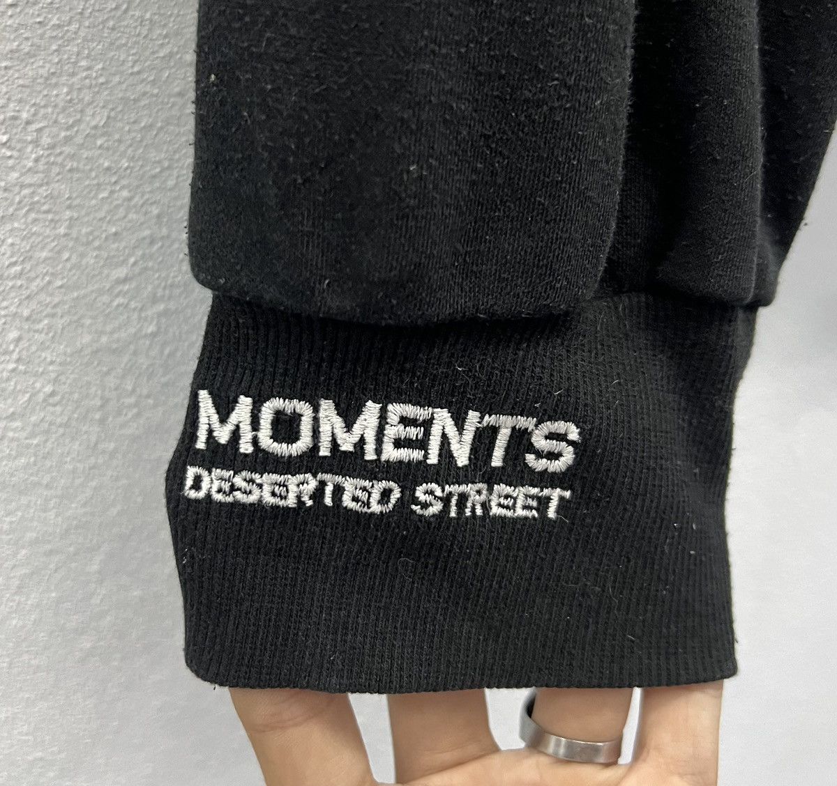 Vintage VINTAGE ATTENTION 328099 MMNTS HOODIE Size US XL / EU 56 / 4 - 11 Thumbnail