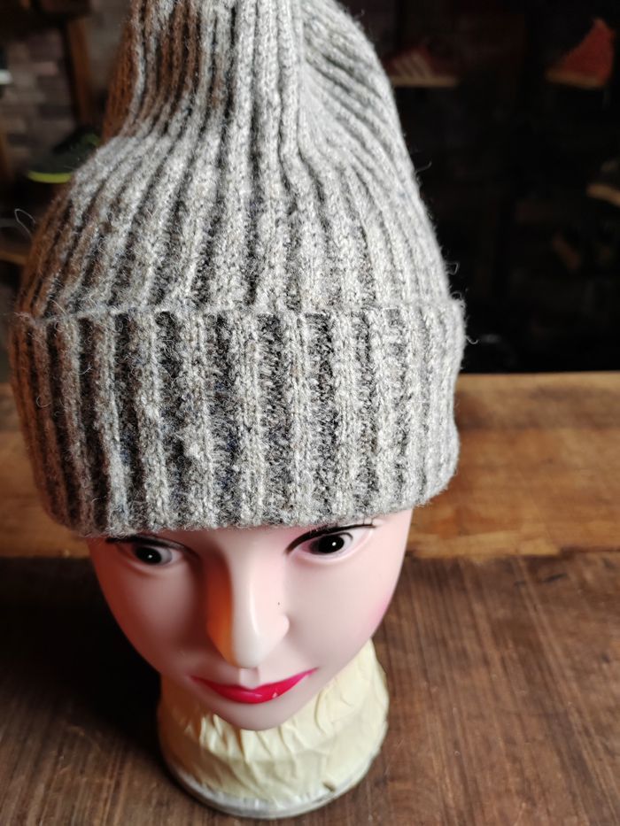 Japanese Brand Vintage Uniqlo Beanie Snowcap Size ONE SIZE - 3 Thumbnail