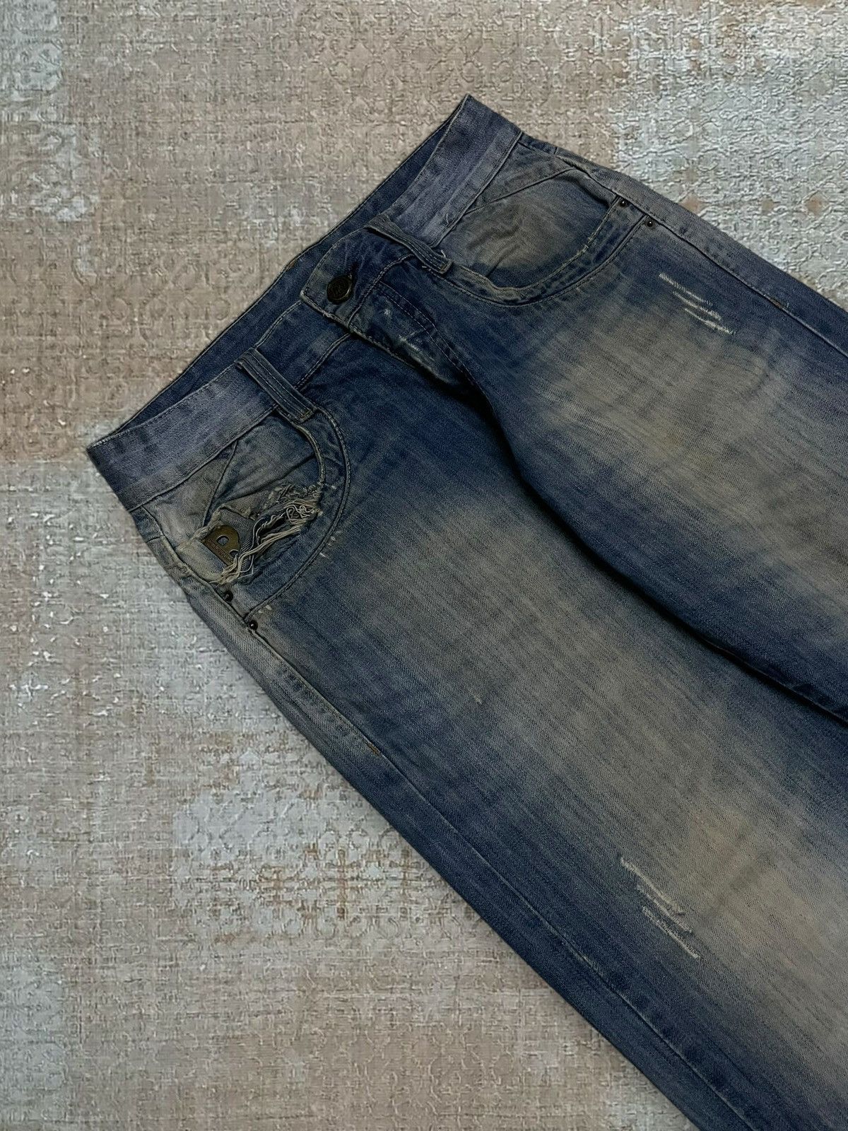 Japanese Brand Vintage 1990s Designer Republica Distressed Mudwash Denim Size US 31 - 7 Thumbnail