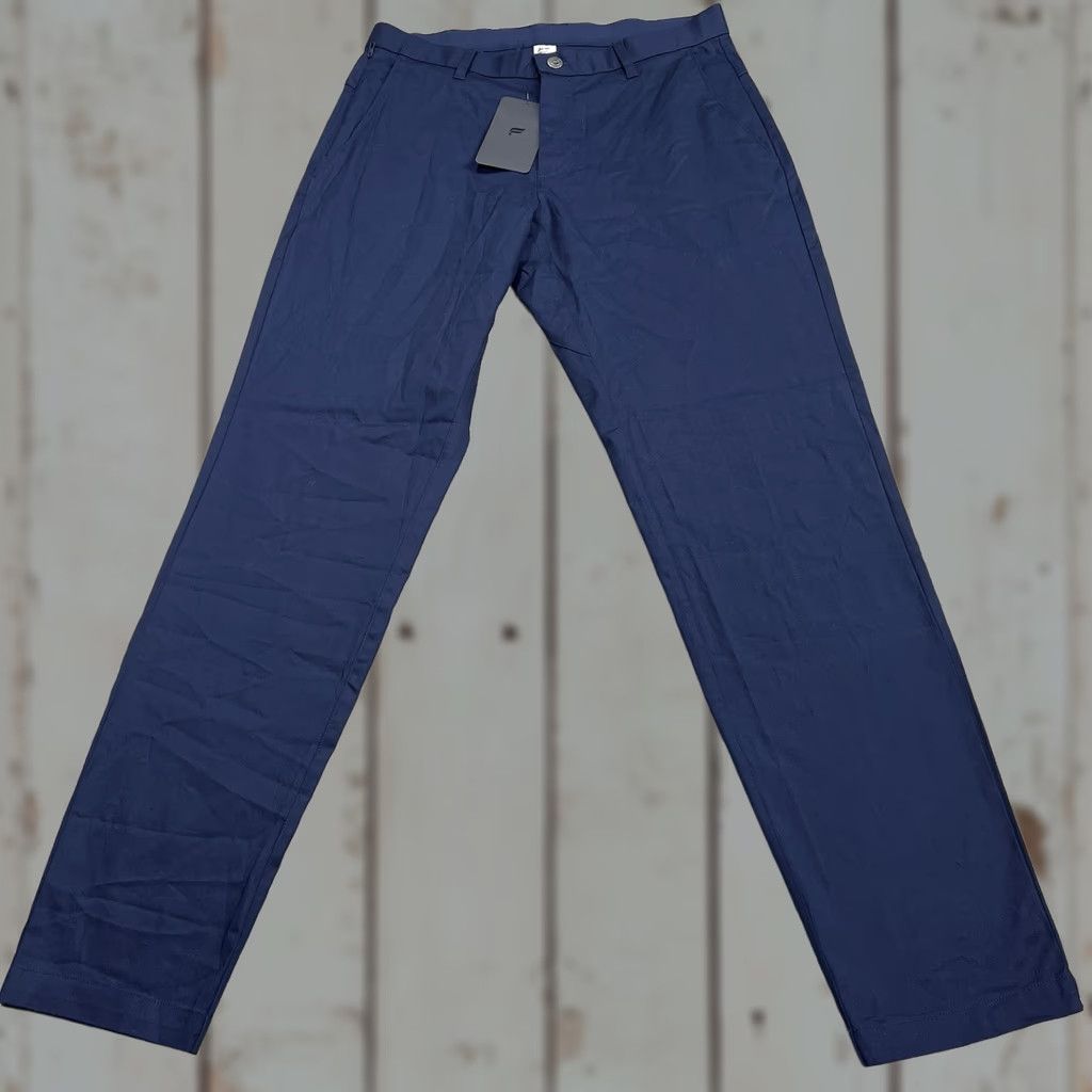 Fabletics Fabletics Pants Mens 32x34 The High Side Chino Navy Blue Classic Fit Stretch NWT Size US 32 / EU 48 - 1 Thumbnail