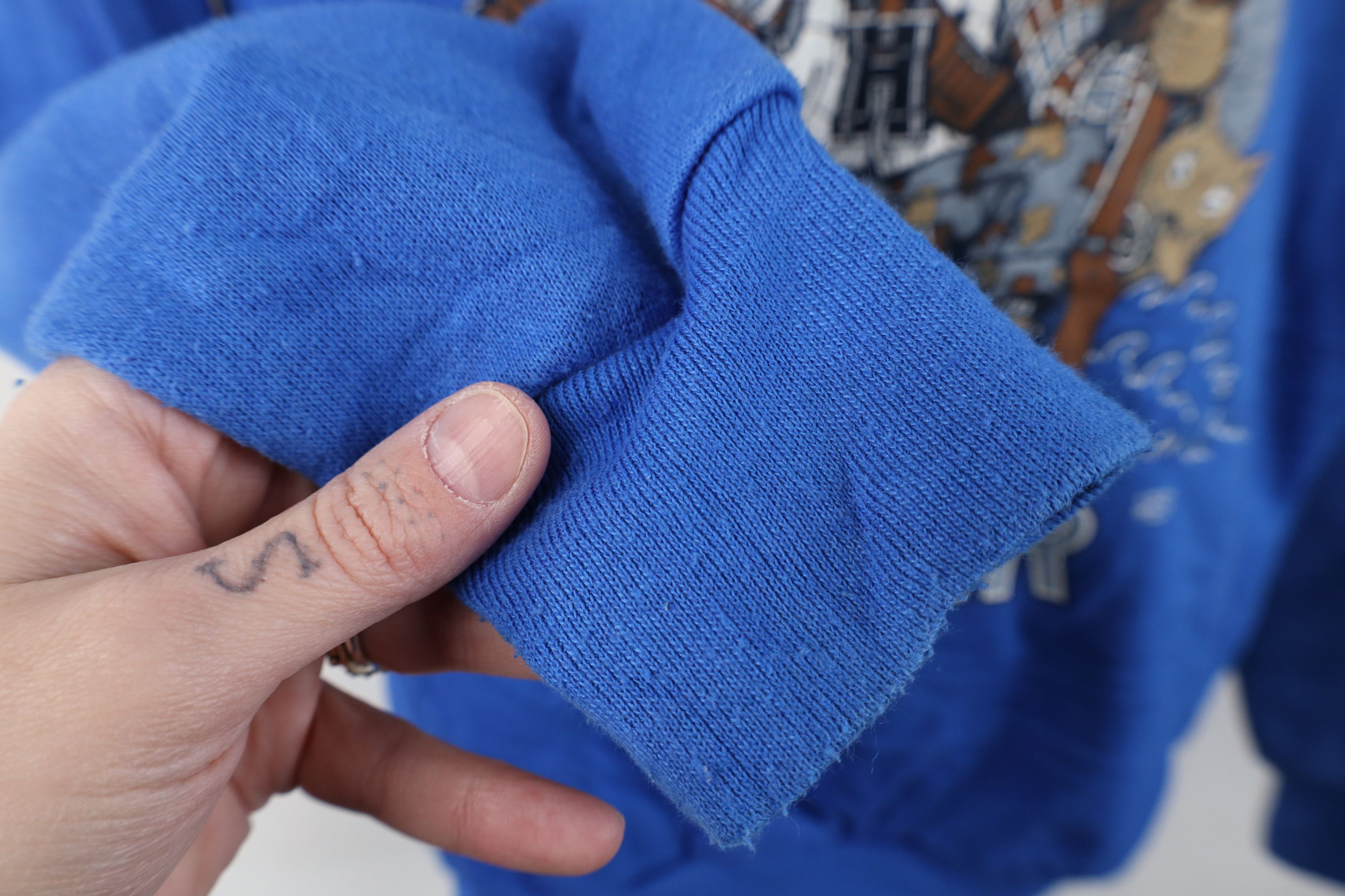 Vintage Vintage 90s Greatest Hunter Hunting Sweatshirt Blue USA Size US XL / EU 56 / 4 - 9 Thumbnail
