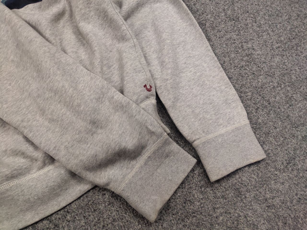 True Religion Vintage True Religion Logo Fleece Crew Chek Sweatshirt Size US XL / EU 56 / 4 - 14 Thumbnail