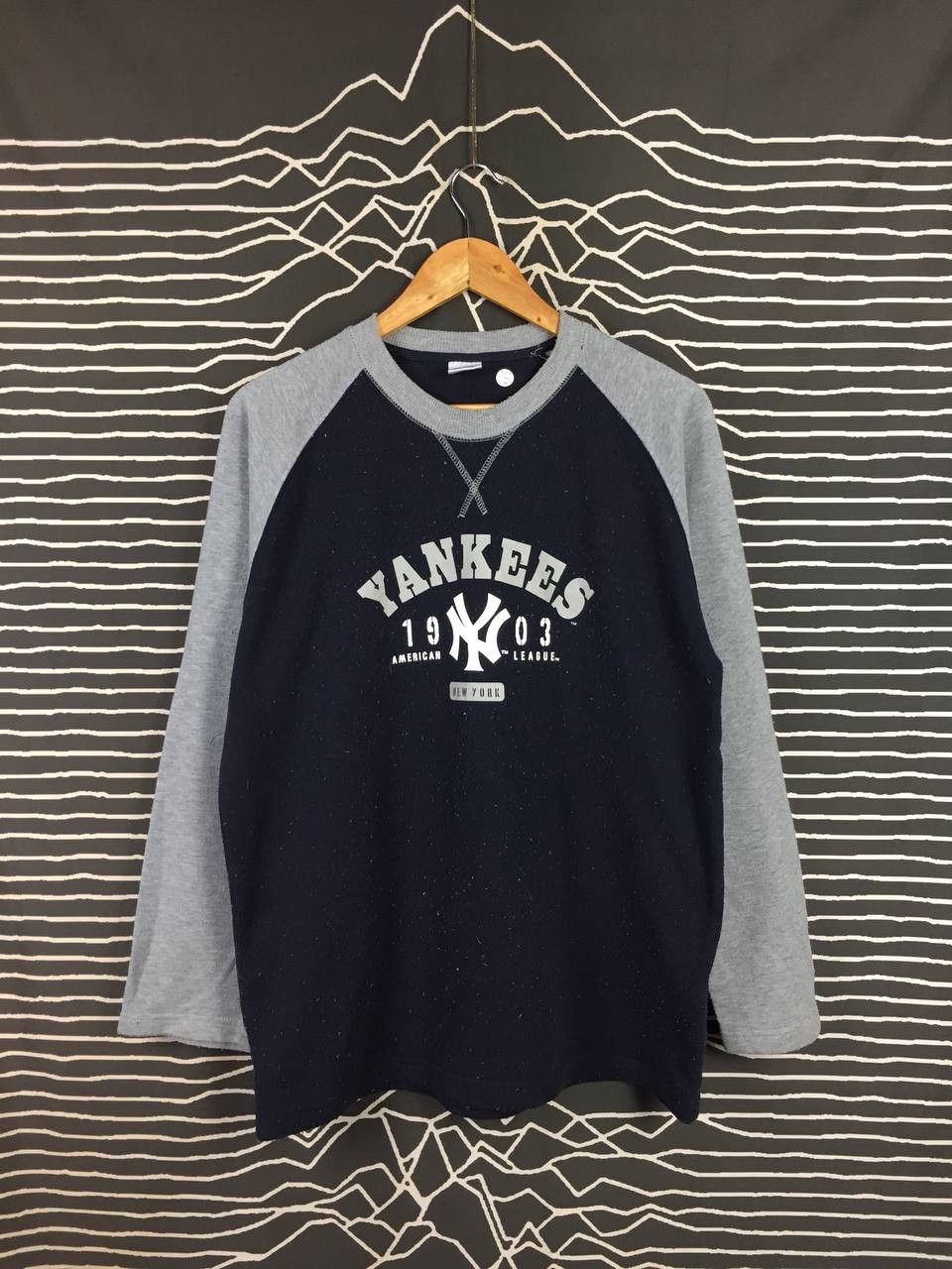 MLB Vtg MLB New York Yankees Raglan Loungewear Pullover Size US L / EU 52-54 / 3 - 2 Thumbnail